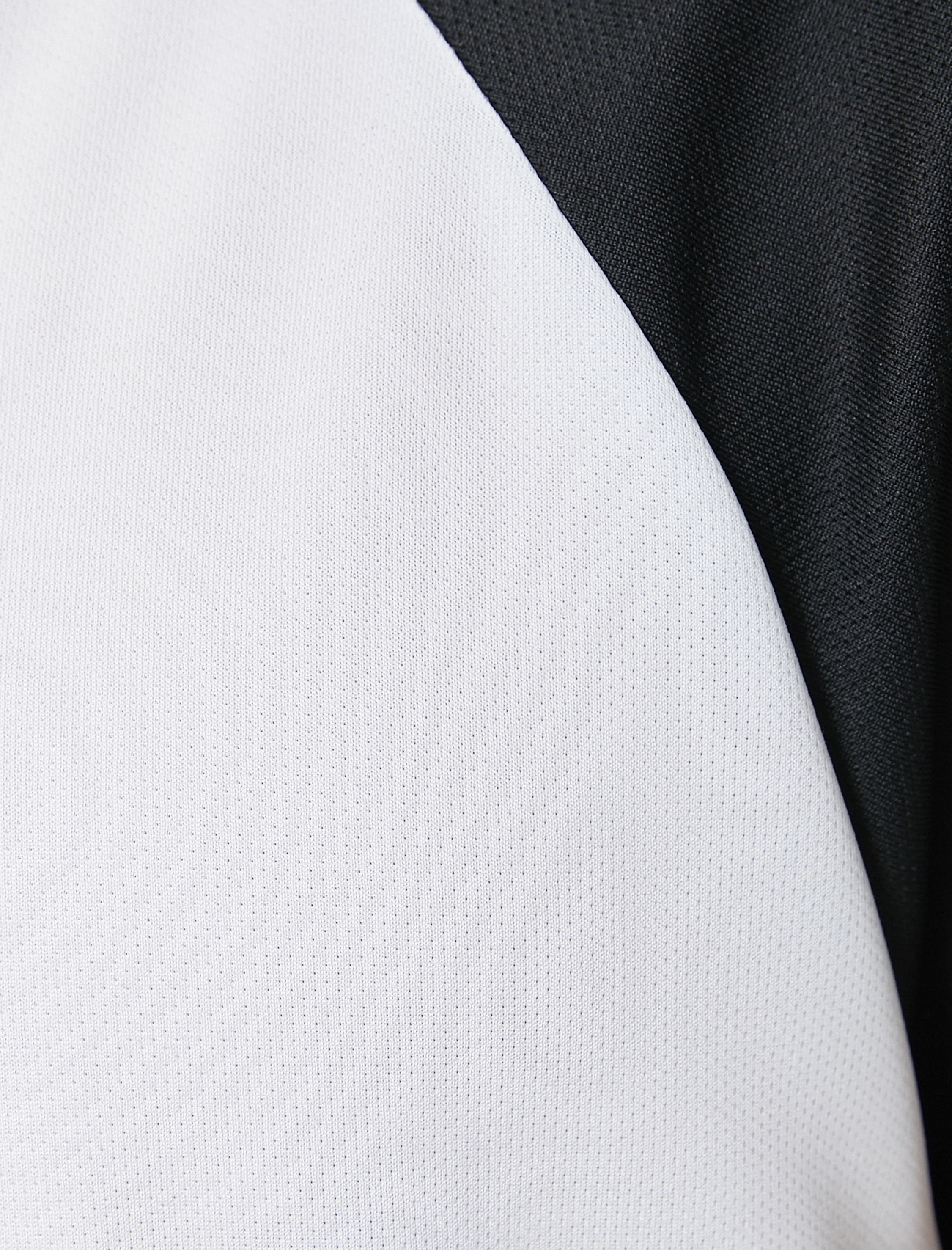   Sporcu Atleti Kapşonlu Slogan Baskılı Reglan Kol Detaylı