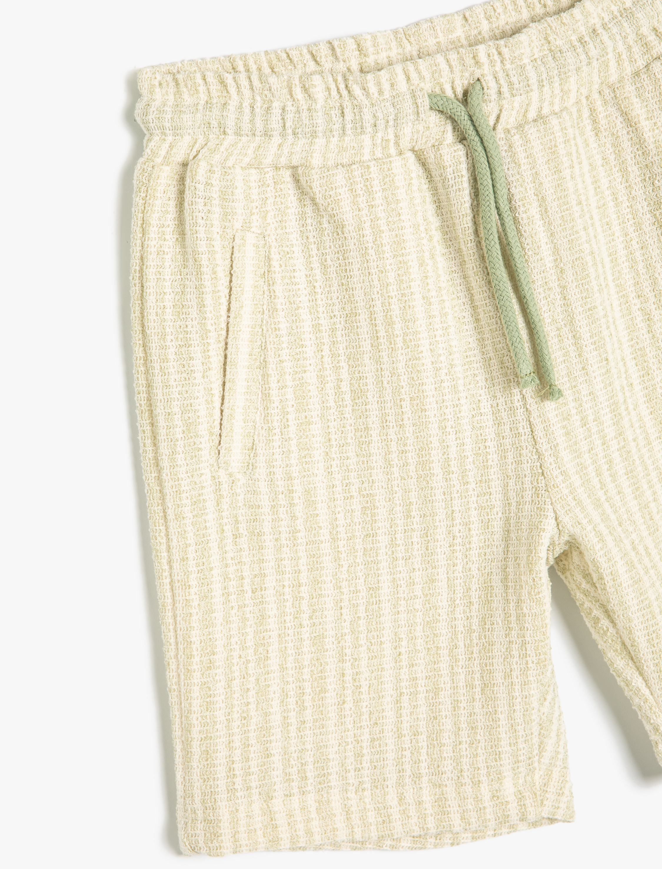  Erkek Çocuk Şort Beli Bağlamalı Cepli Baskı Detaylı