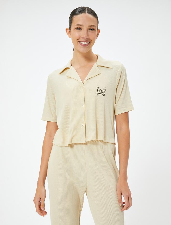  Pijama Takımı Fitilli Kısa Kollu Düğmeli Nakış Detaylı