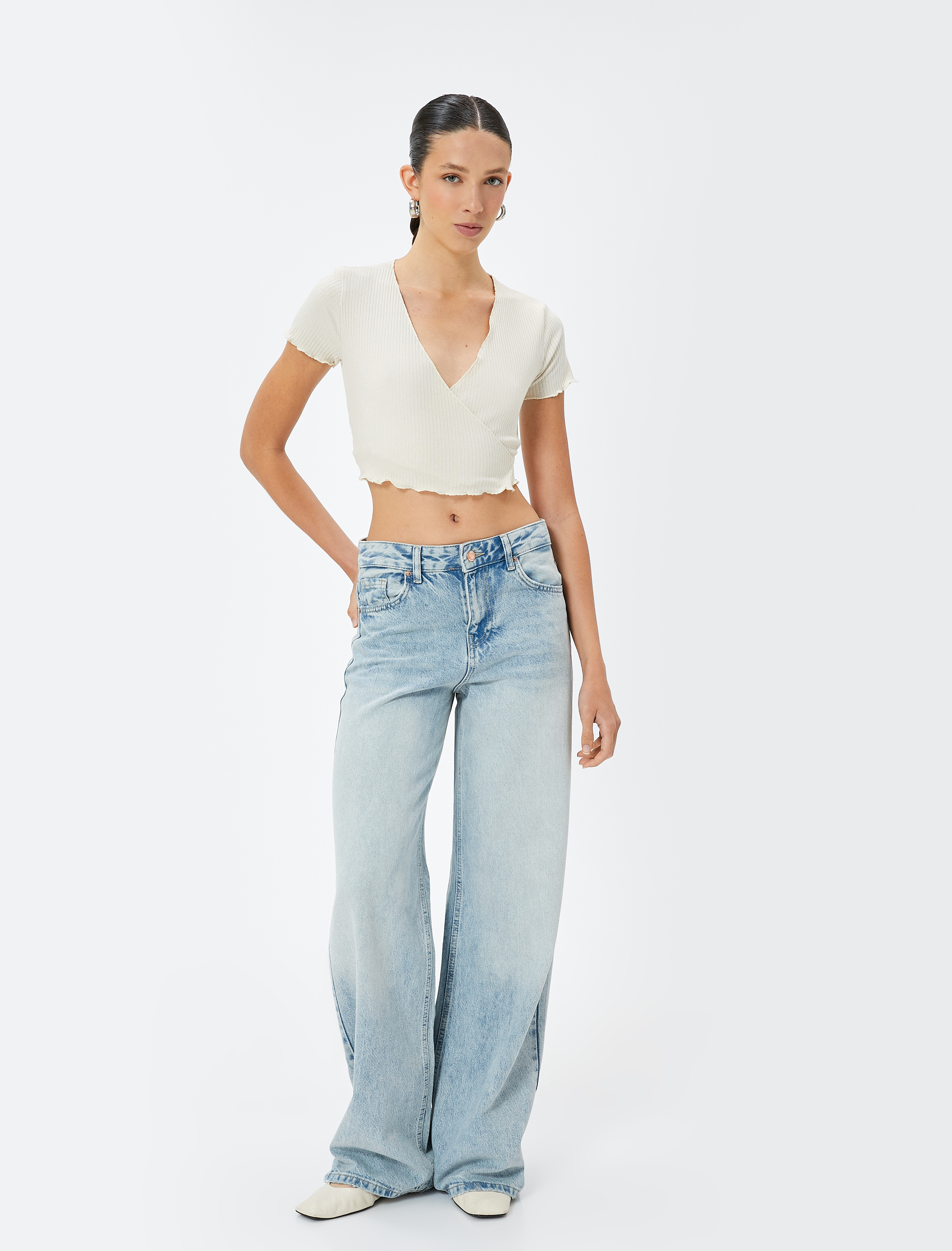   Crop Kruvaze Bluz Dokuma Kısa Kollu Bağlama Detaylı Slim Fit