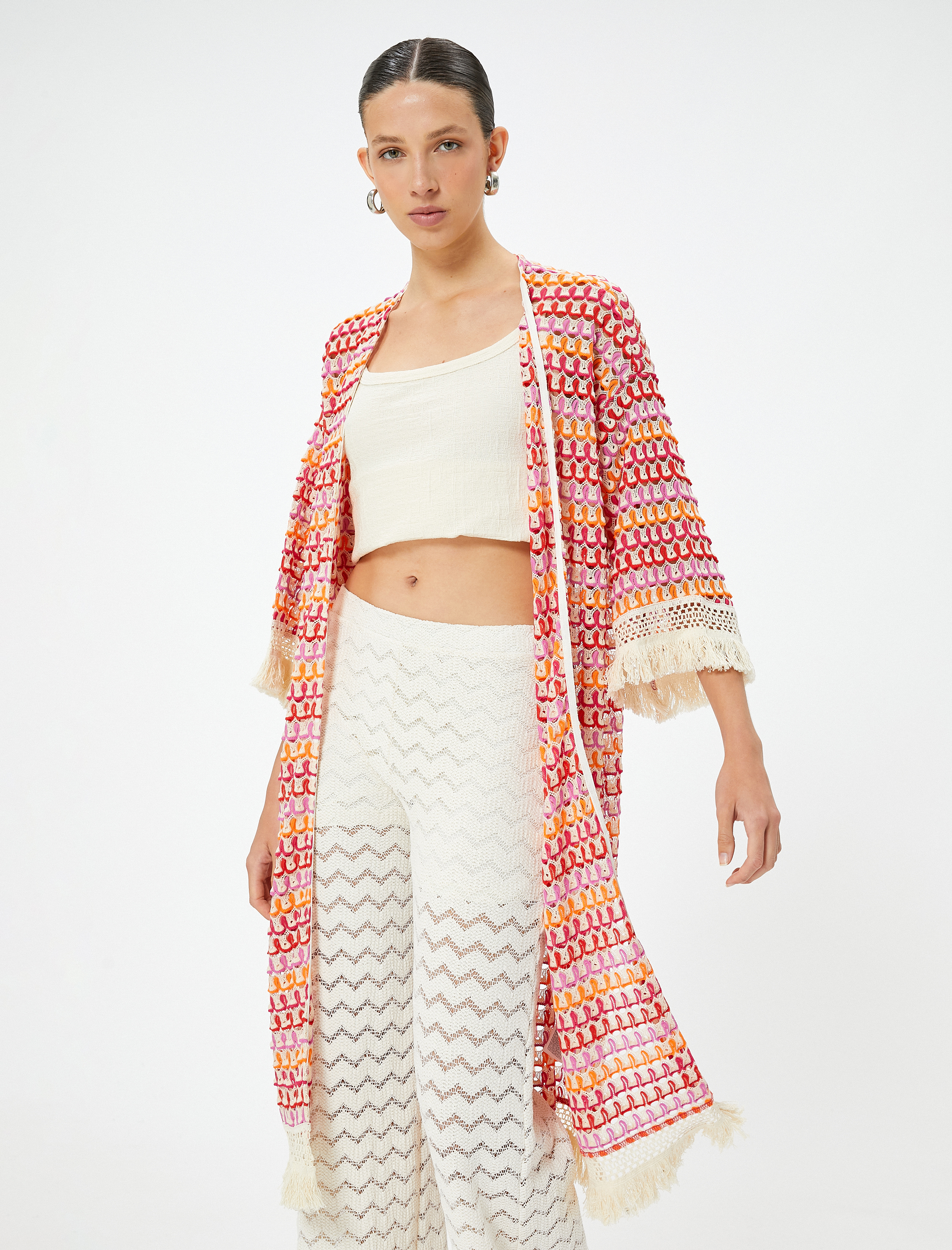   Uzun Kroşe Kimono Püsküllü Dirsek Boy