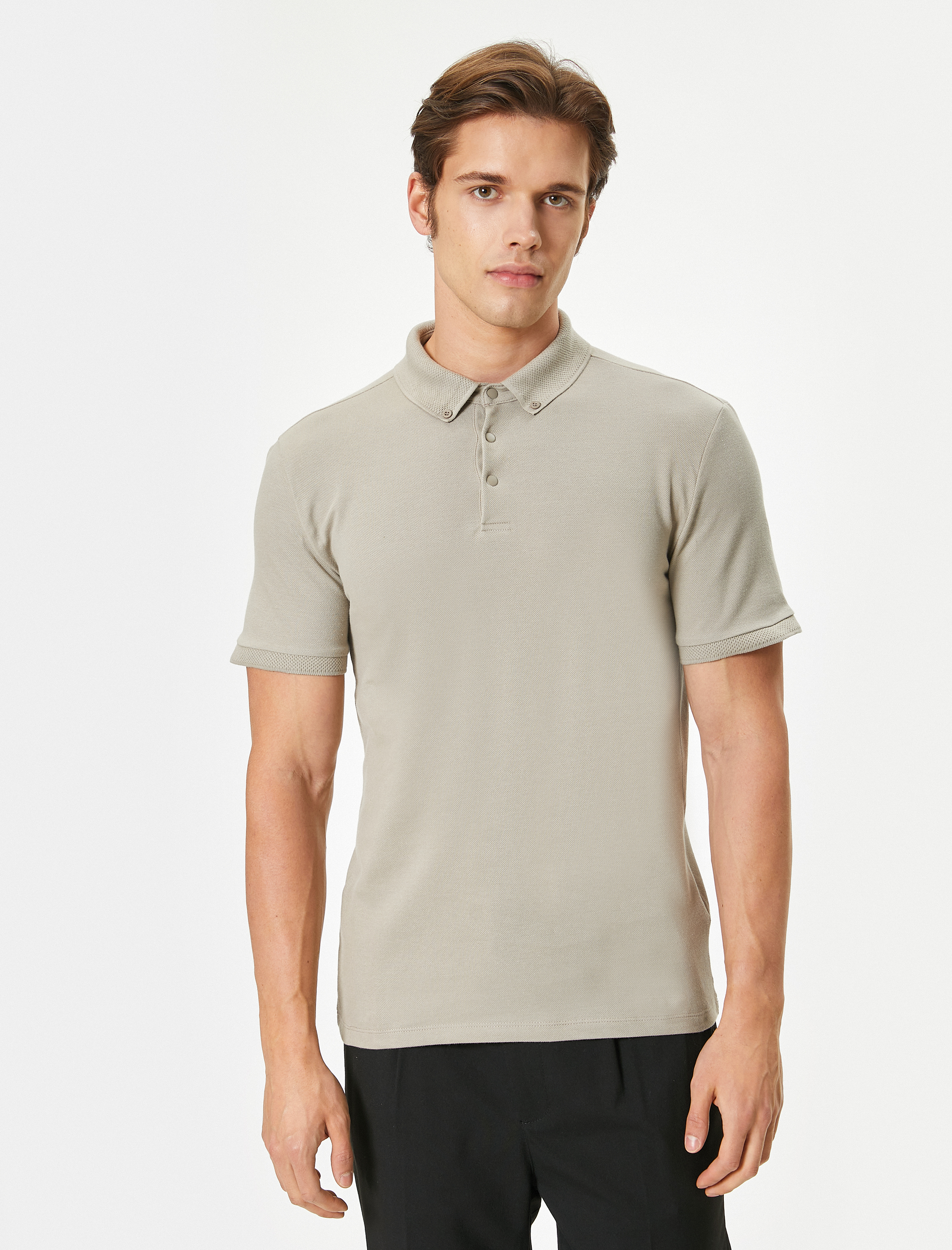   Polo Yaka Tişört Slim Fit Çıt Çıt Düğme Detaylı Kısa Kollu Pamuklu