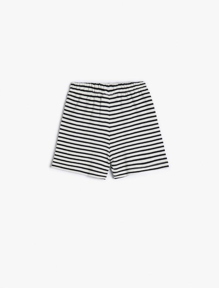 Erkek Bebek Şort Cepli Beli Lastikli Pamuklu Aplike Detaylı