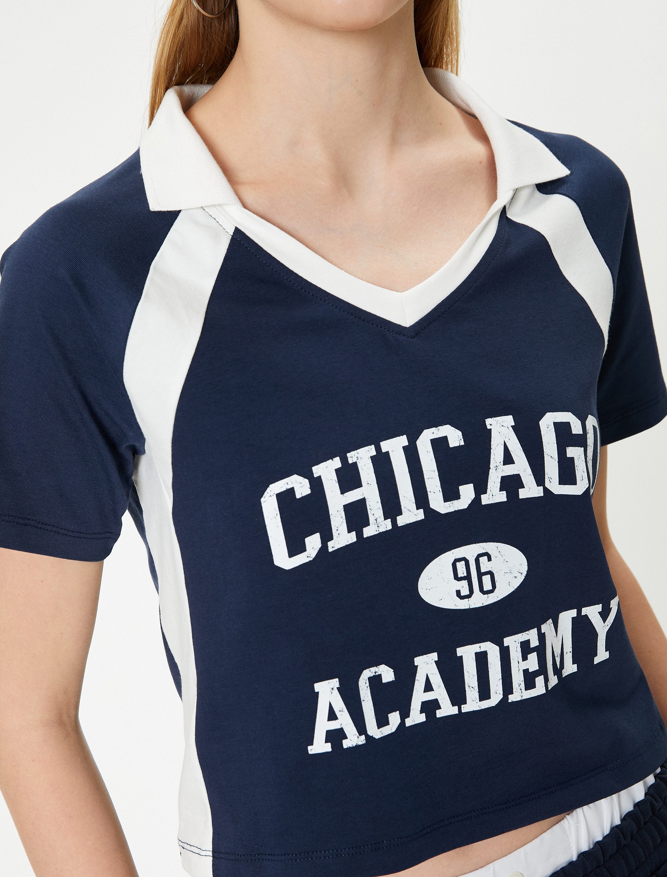   Polo Yaka Tişört  Crop Renk Kontrastlı Baskılı Slim Fit Pamuklu