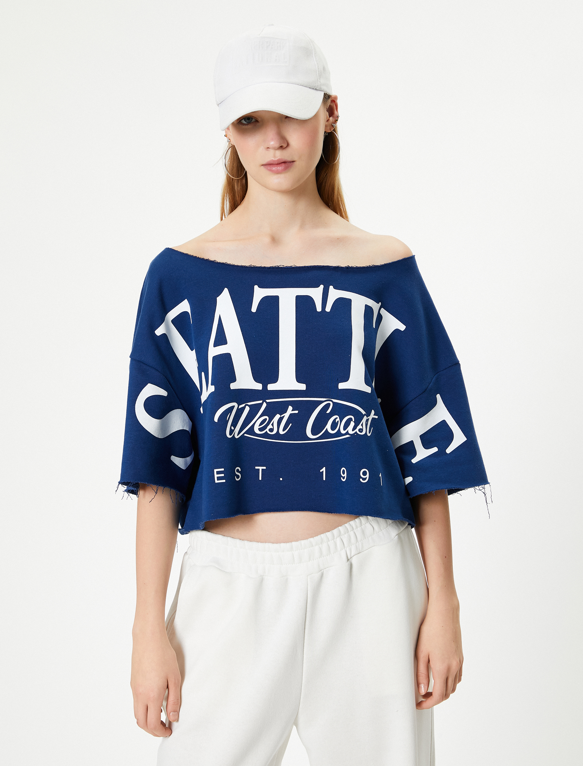   Crop Oversize Tişört Baskılı Kısa Kollu Kayık Yaka