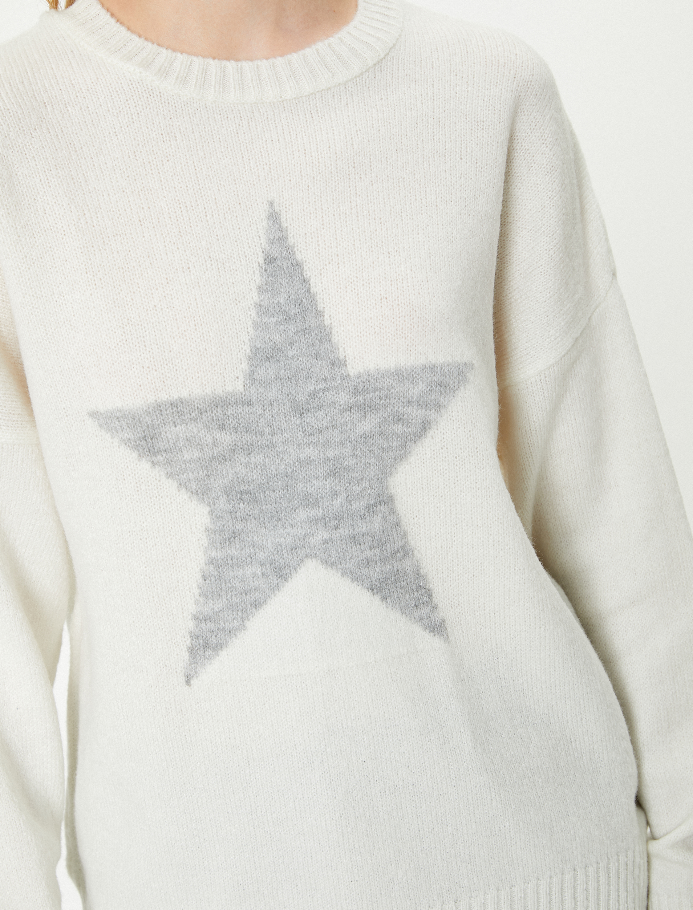   Yıldız Desenli Kazak Uzun Kollu Bisiklet Yaka Yumuşak Dokulu