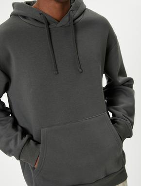 Oversize Sweatshirt Kapşonlu Uzun Kollu Kanguru Cep Detaylı_4