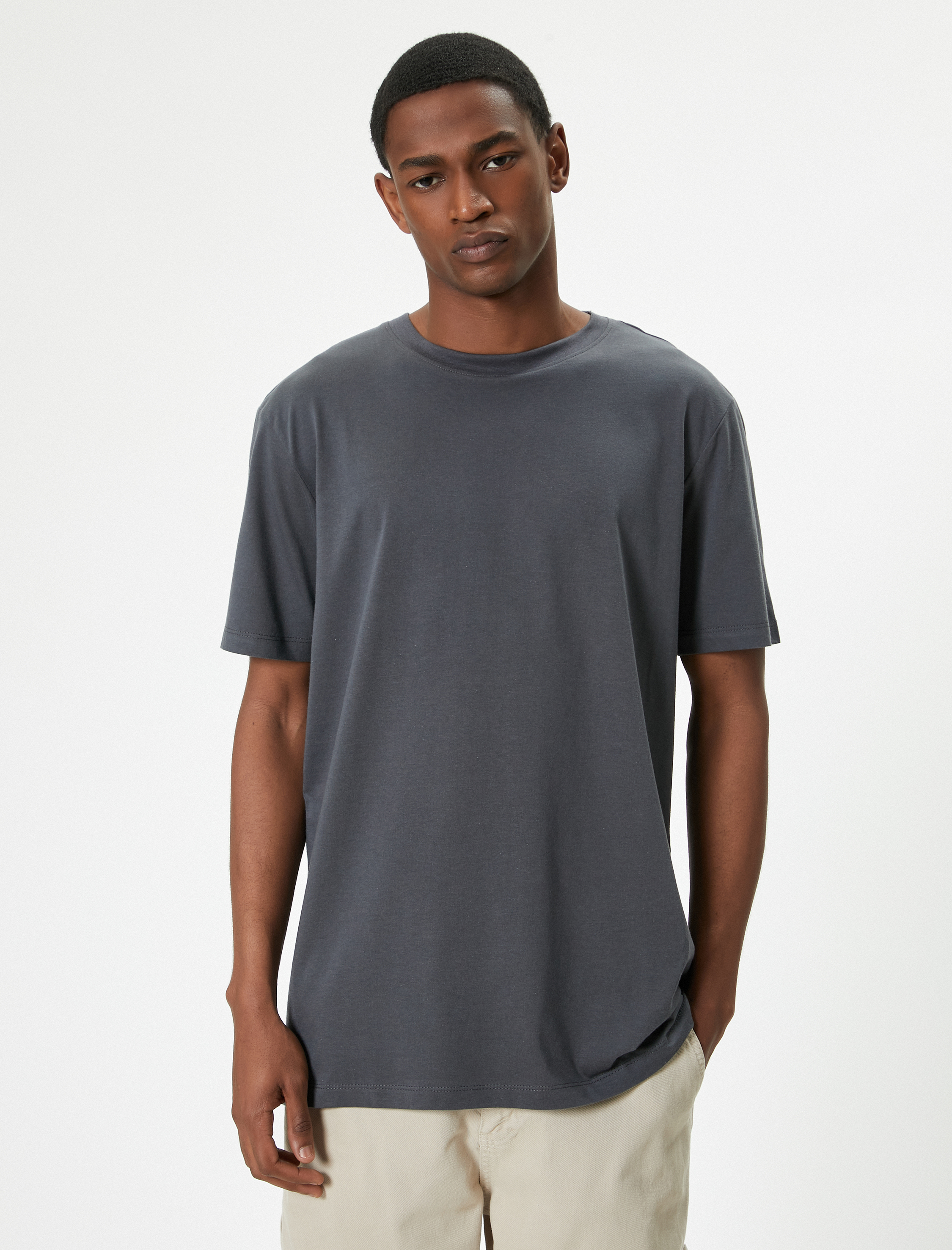   Basic Tişört Slim Fit Bisiklet Yaka Kısa Kollu Pamuklu