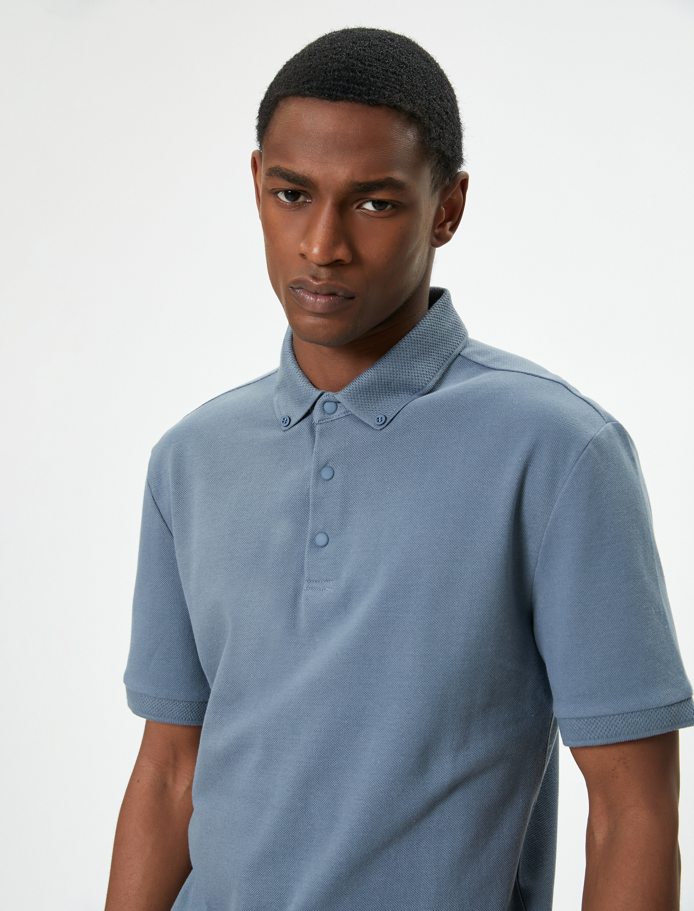   Polo Yaka Tişört Slim Fit Çıt Çıt Düğme Detaylı Kısa Kollu Pamuklu