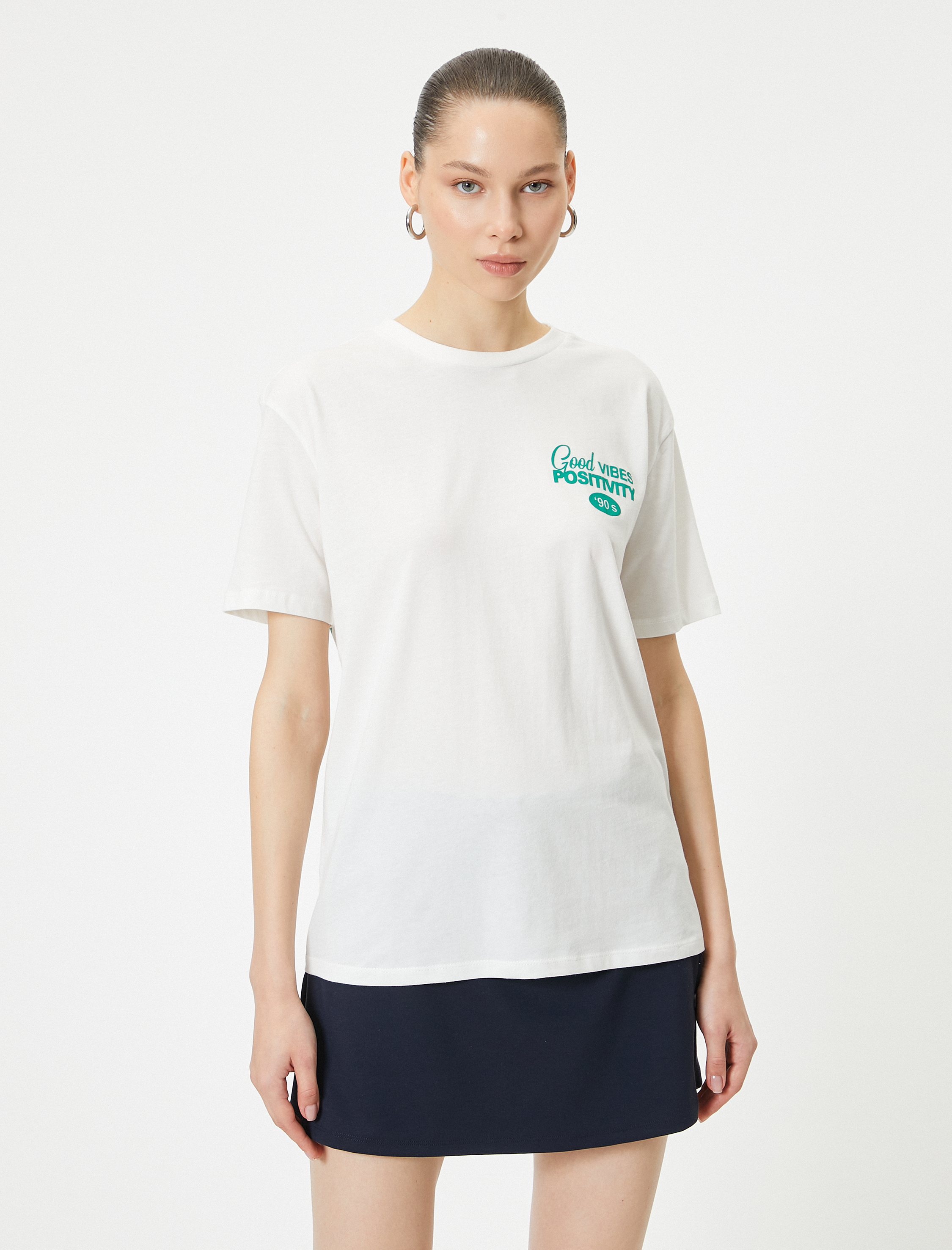   Arkası Baskılı Tişört Kısa Kollu Bisiklet Yaka Rahat Kalıp