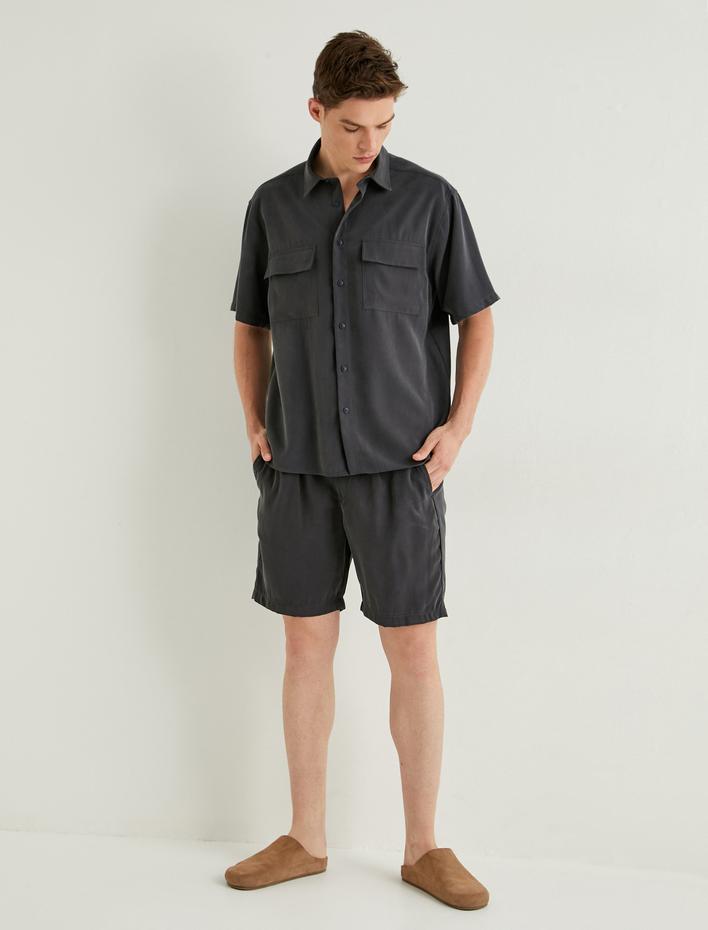  Kısa Kollu Gömlek Düğmeli Kapaklı Cep Detaylı Viskoz Kumaş Regular Fit