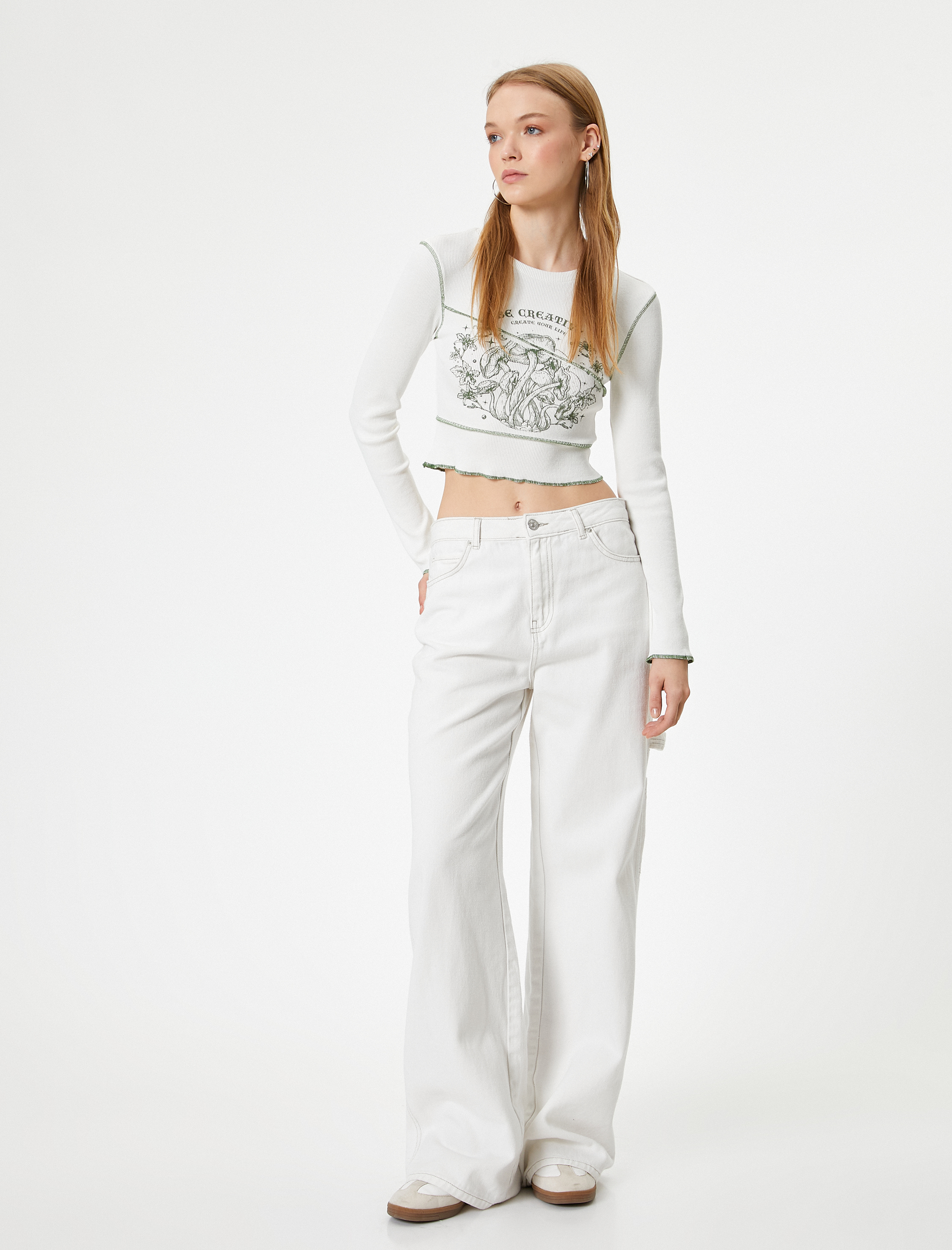   Uzun Kollu Slogan Baskılı Slim Fit Crop Tişört