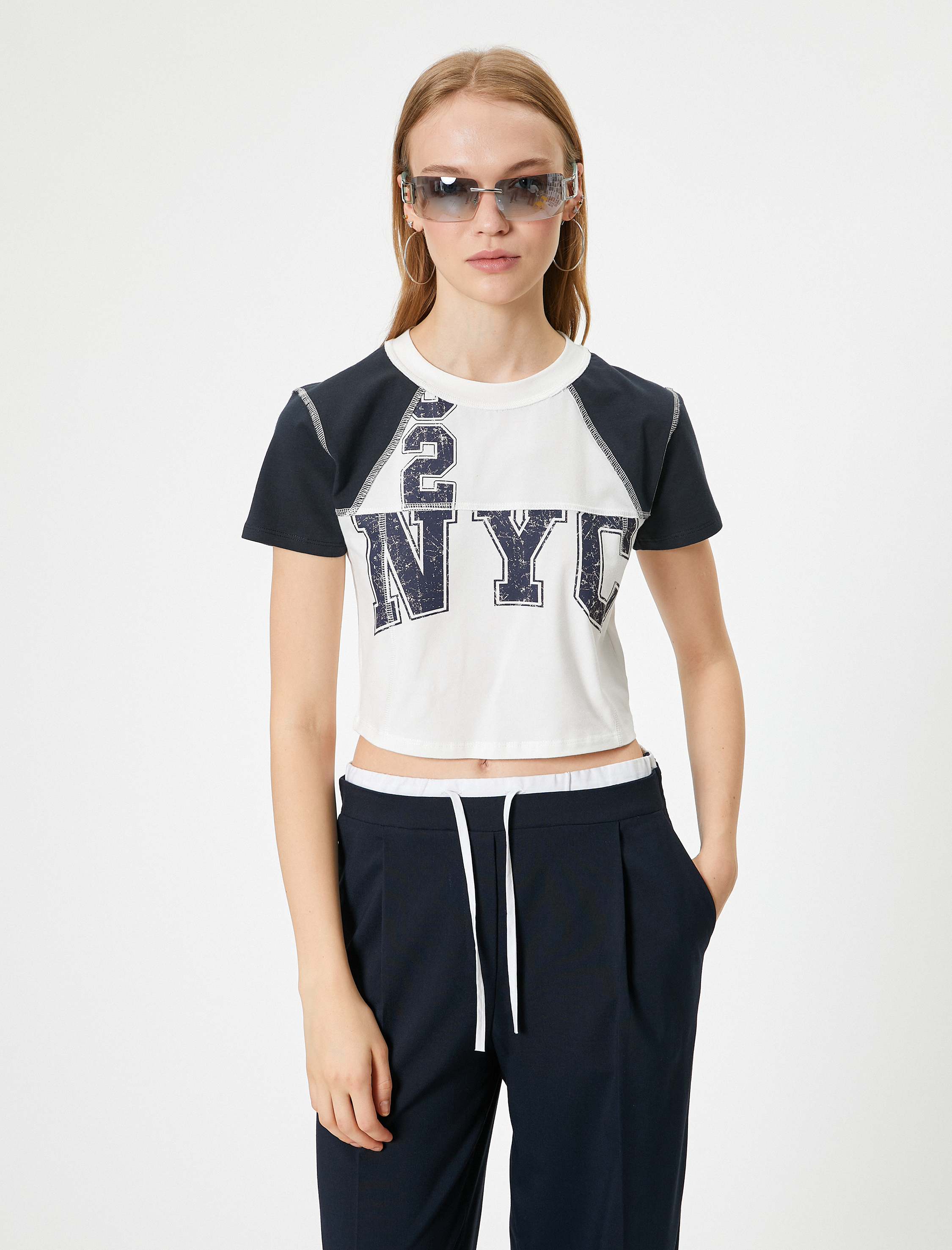   Crop Tişört Kolej Baskılı Bisiklet Yaka Slim Fit Renk Bloklu