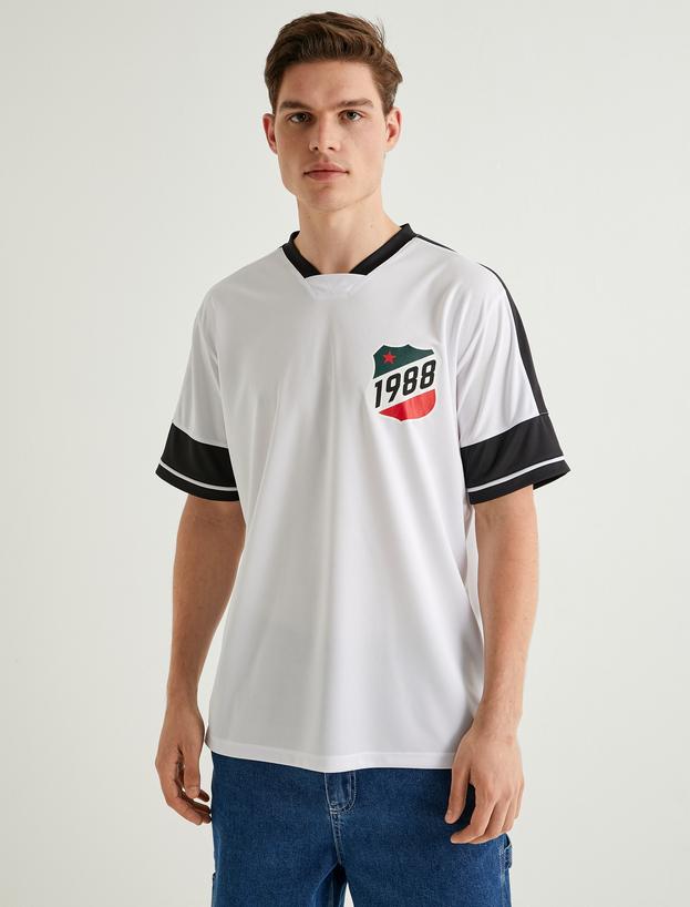 Oversize Tişört Baskılı Kısa Kollu V Yaka_4