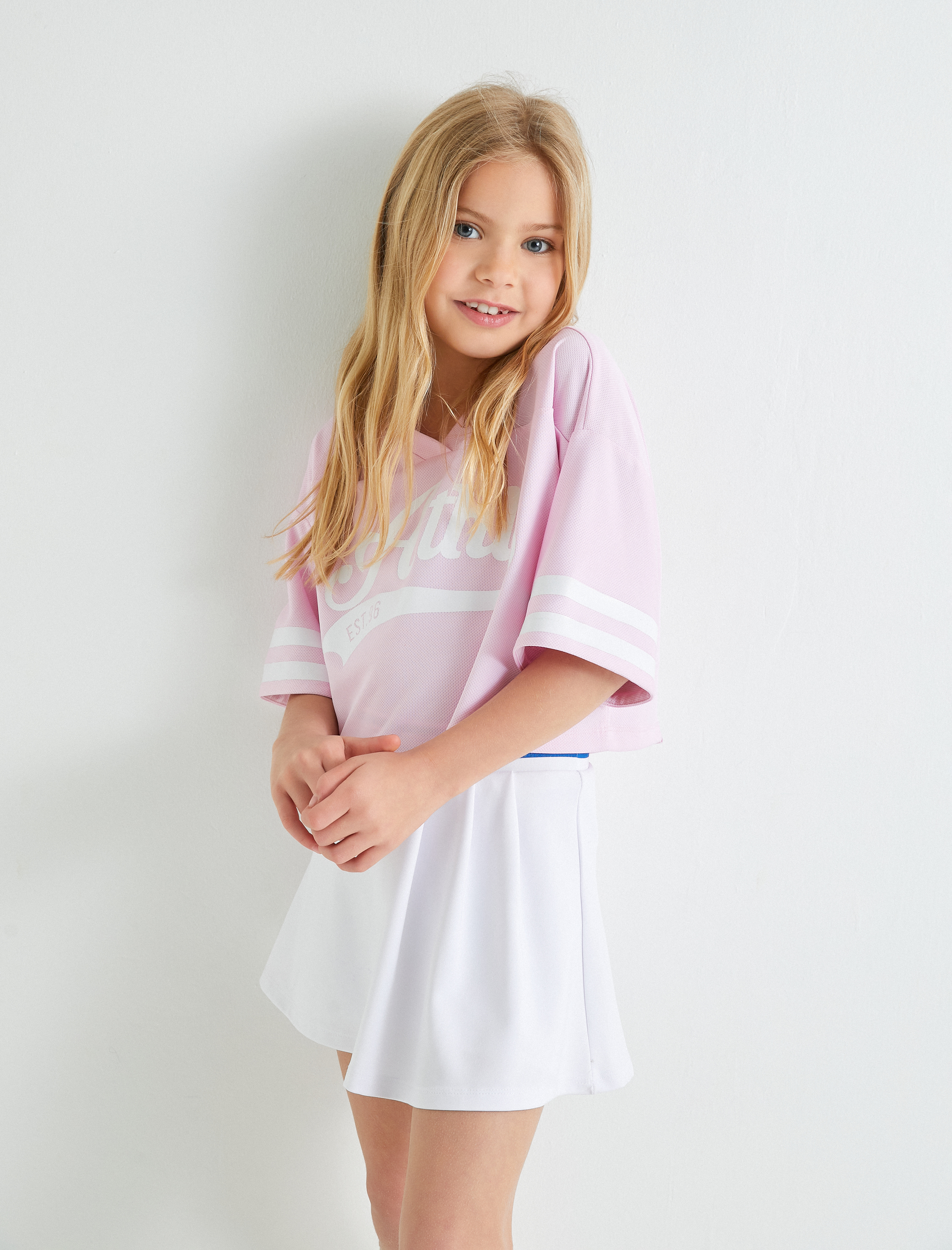 Kız Çocuk Tişört V Yaka Kısa Kollu Baskılı Renk Bloklu Rahat Kesim