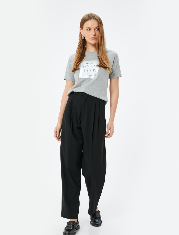  Metalik Baskı Detaylı Tişört Kısa Kollu Bisiklet Yaka Pamuklu