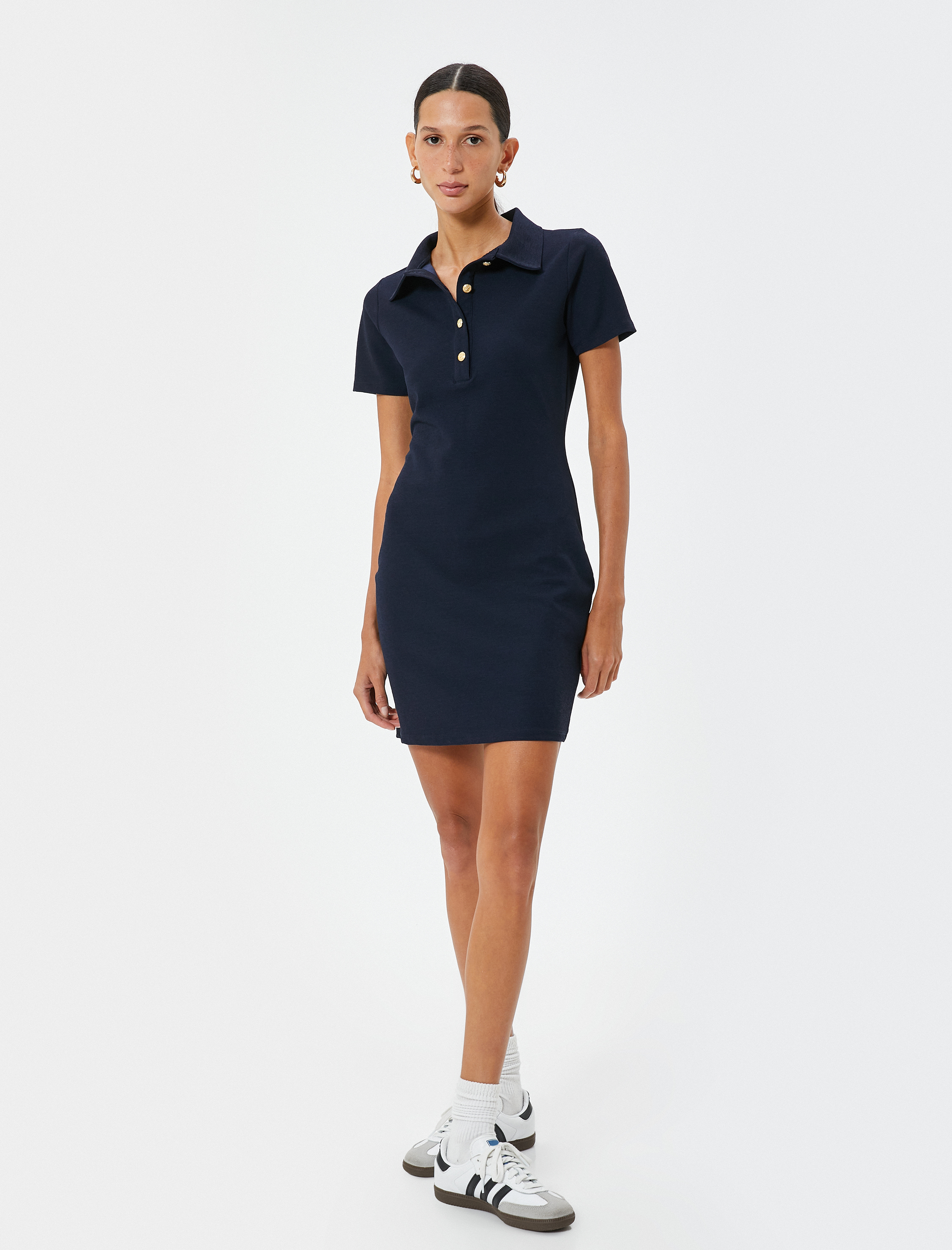   Mini Polo Yaka Elbise Kısa Kollu Gold Düğme Detaylı Krep Kumaş