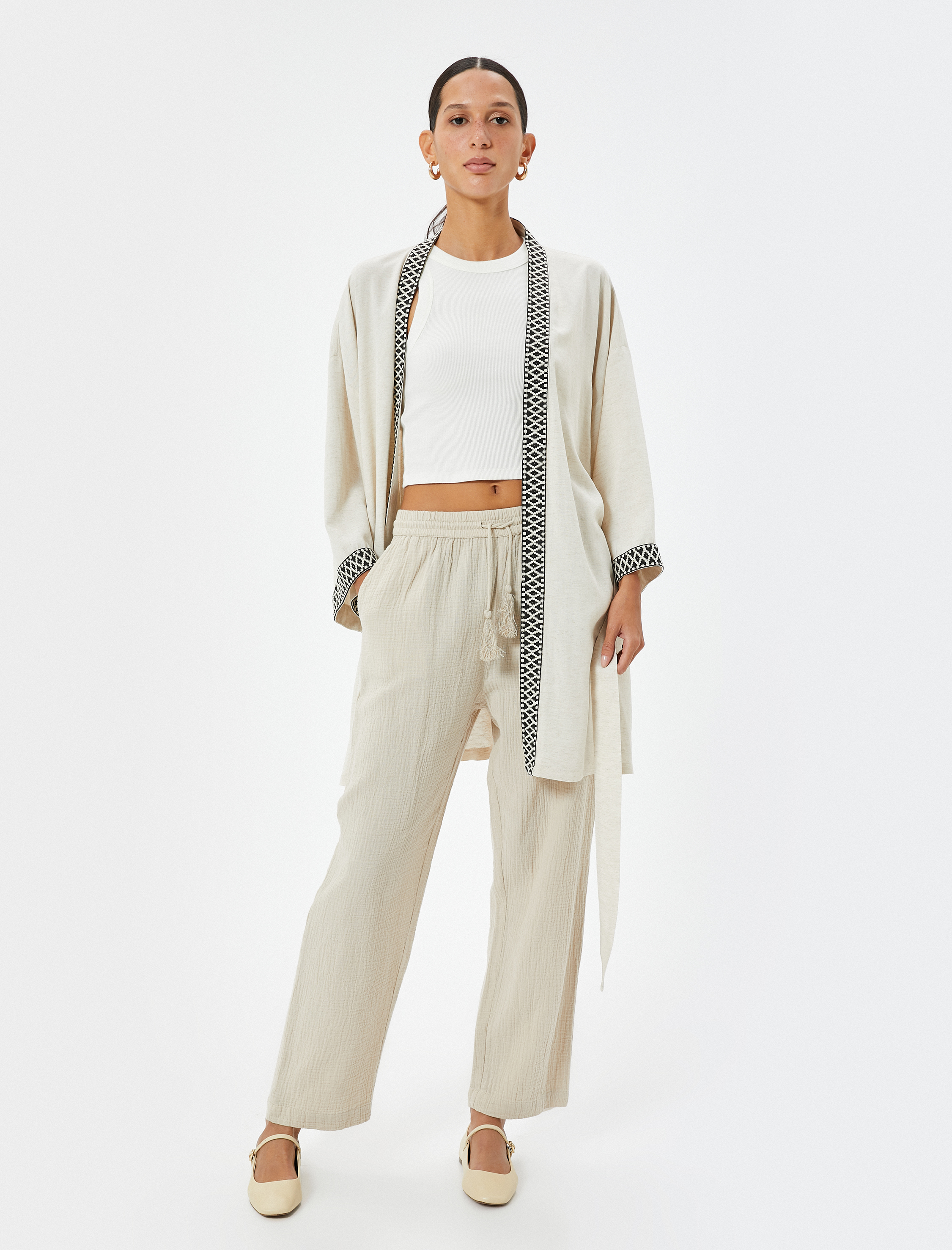 Koton Kadın Keten Viskon Karışımlı Oversize Kimono Geniş 3/4 Kol Desenli Kemer Detaylı -1