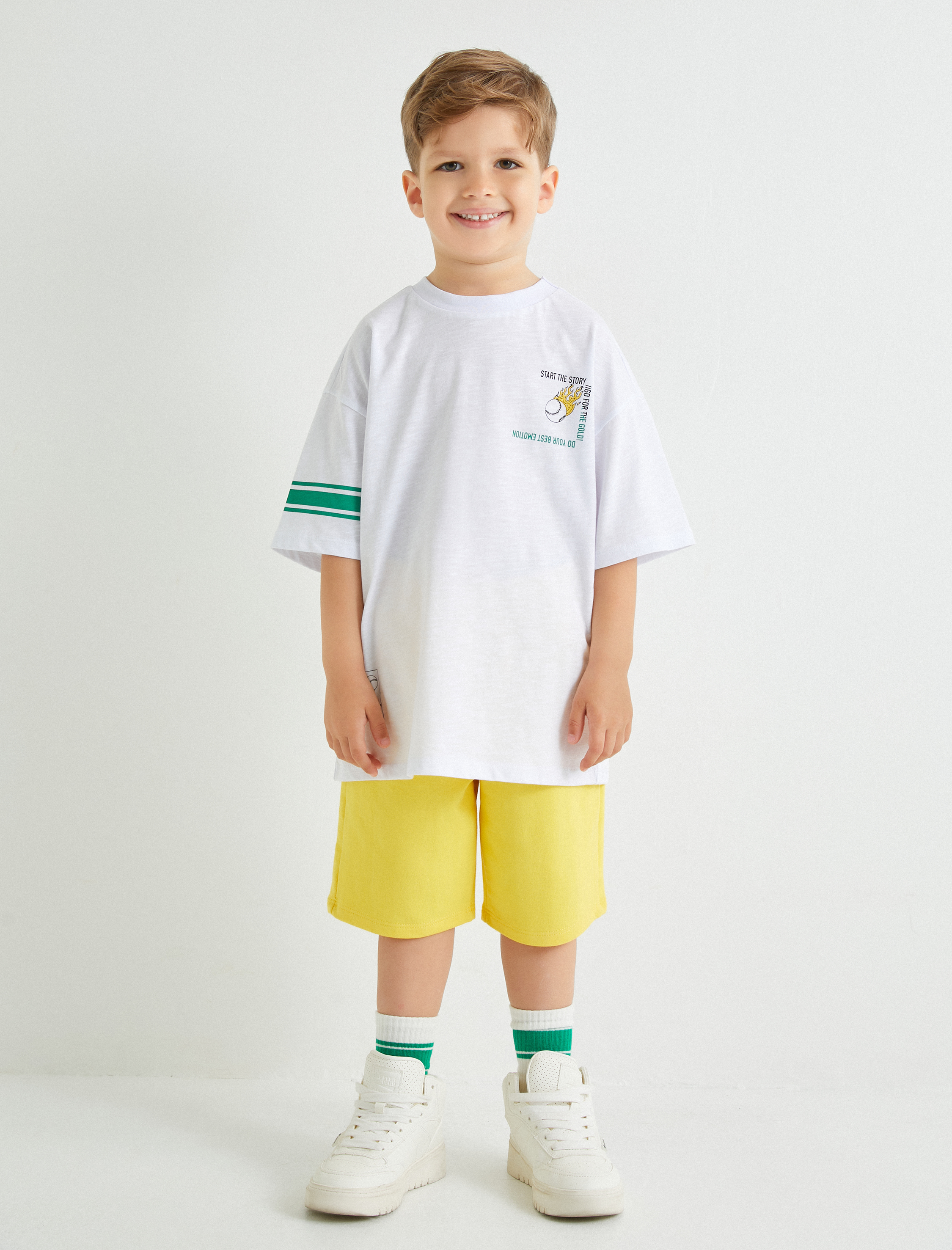  Erkek Çocuk Oversize Tişört Spor Temalı Renk Bloklu Kısa Kollu Bisiklet Yaka Baskılı