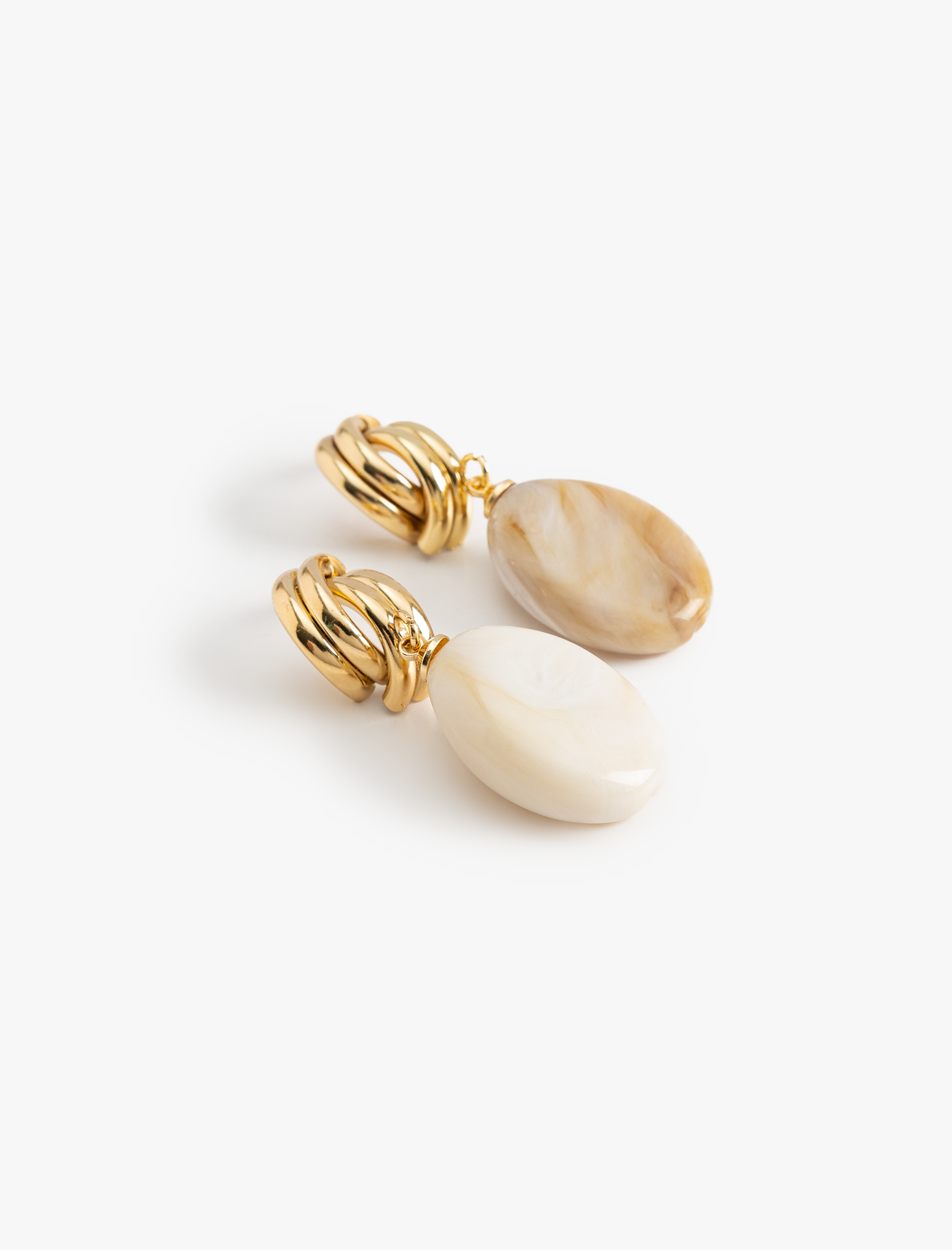  Kadın Taşlı Küpe Sallantılı