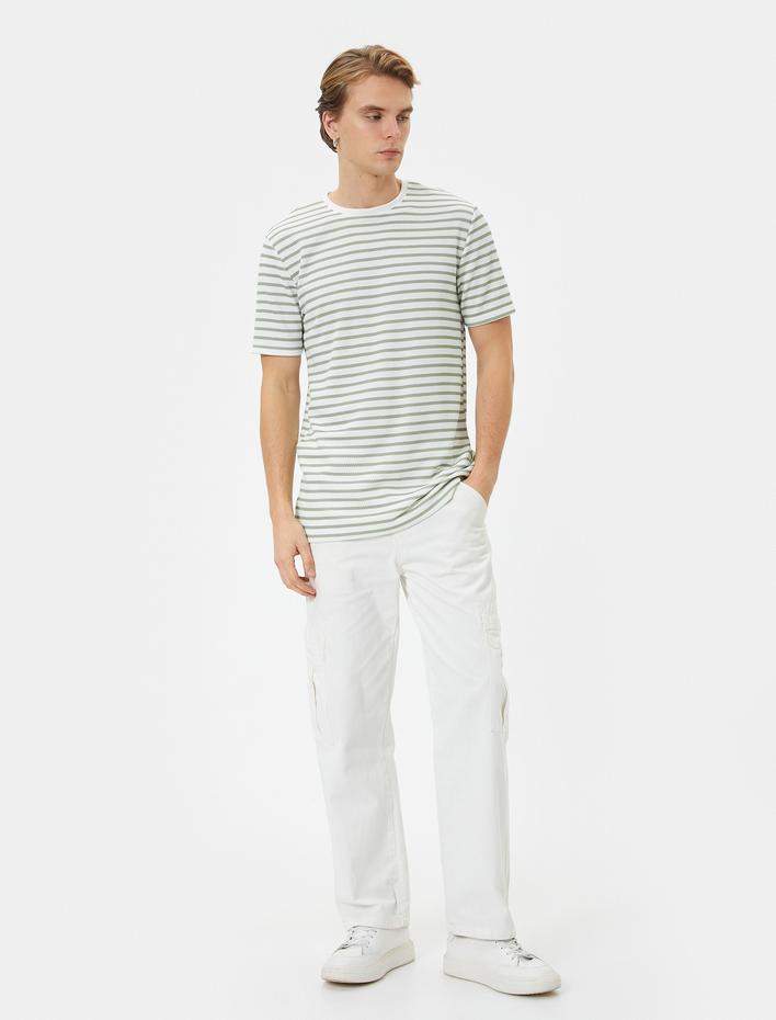  Basic Tişört Dokulu Bisiklet Yaka Kısa Kollu Dar Kesim