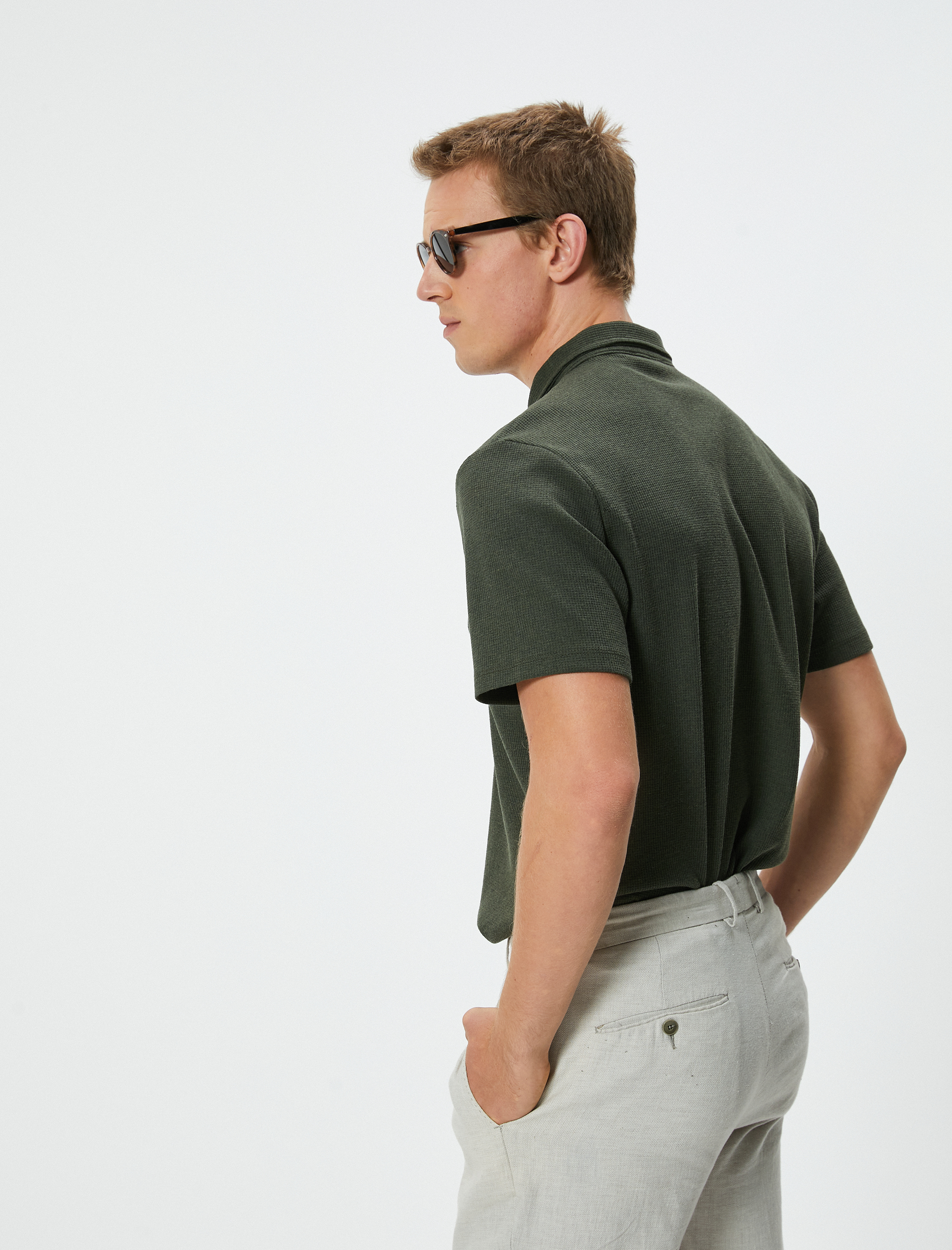   Yarım Fermuarlı Polo Tişört Kısa Kollu Dokulu