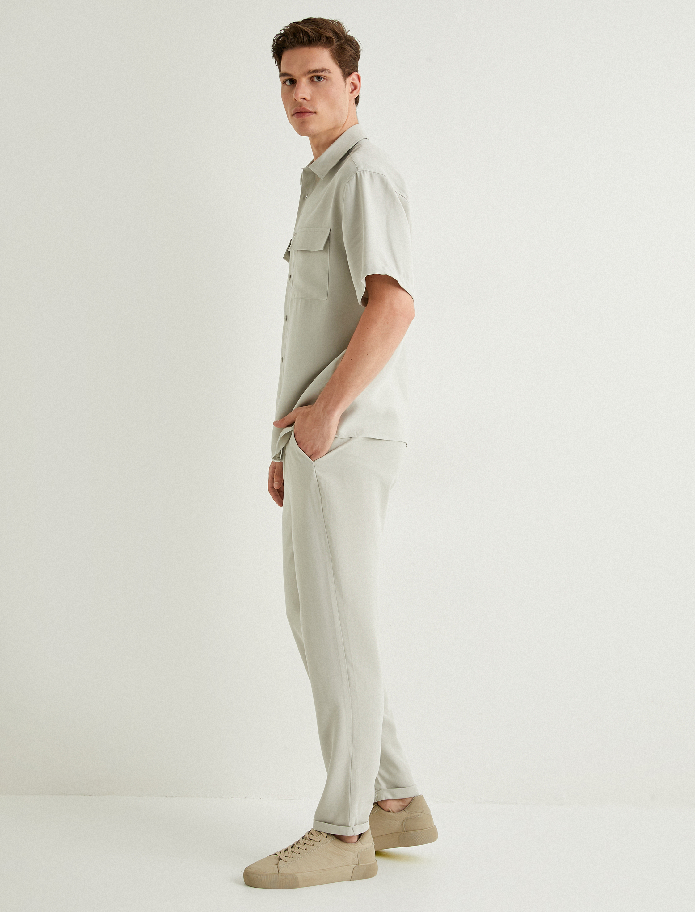   Gabardin Pantolon Beli Bağcıklı Cep Detaylı