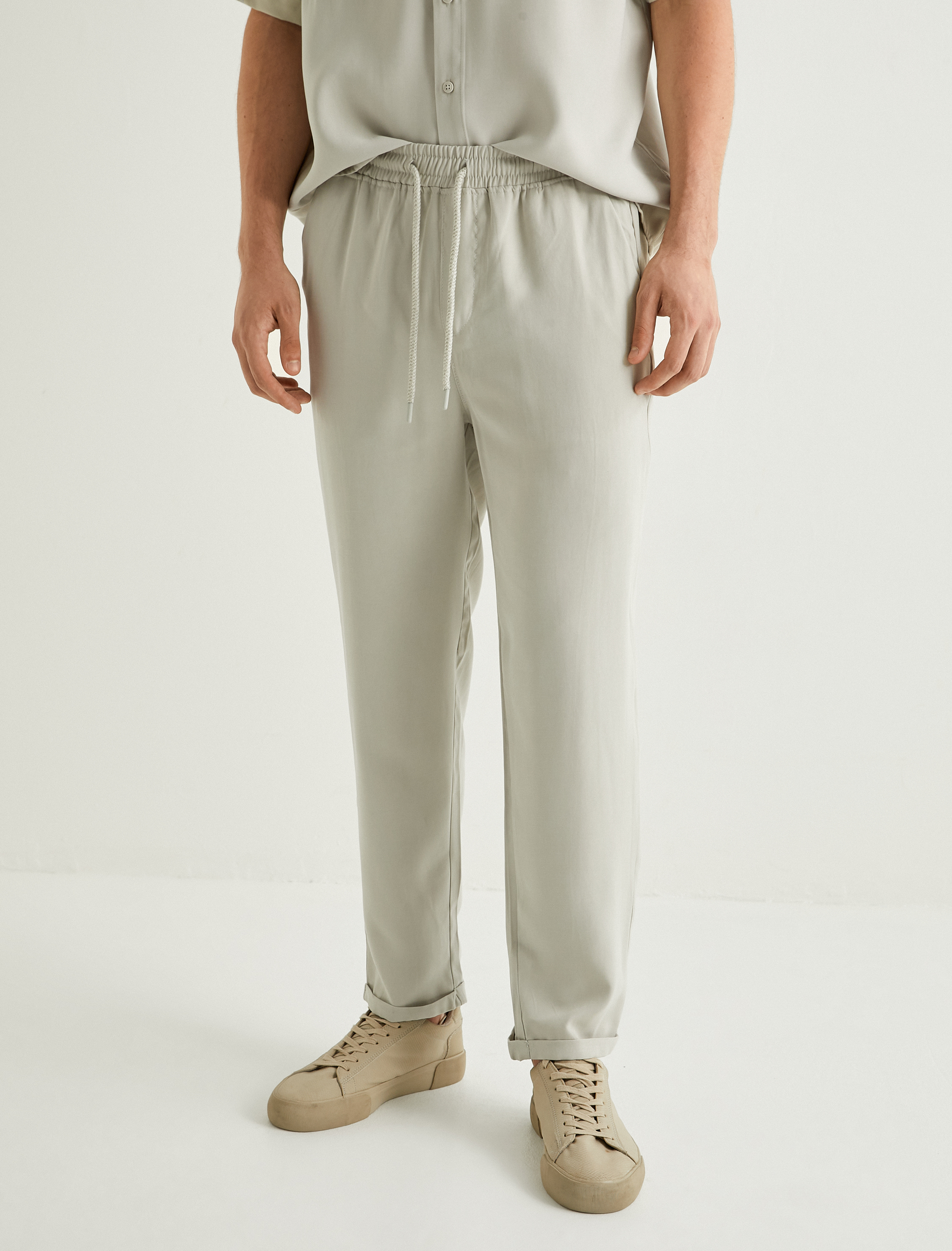   Gabardin Pantolon Beli Bağcıklı Cep Detaylı