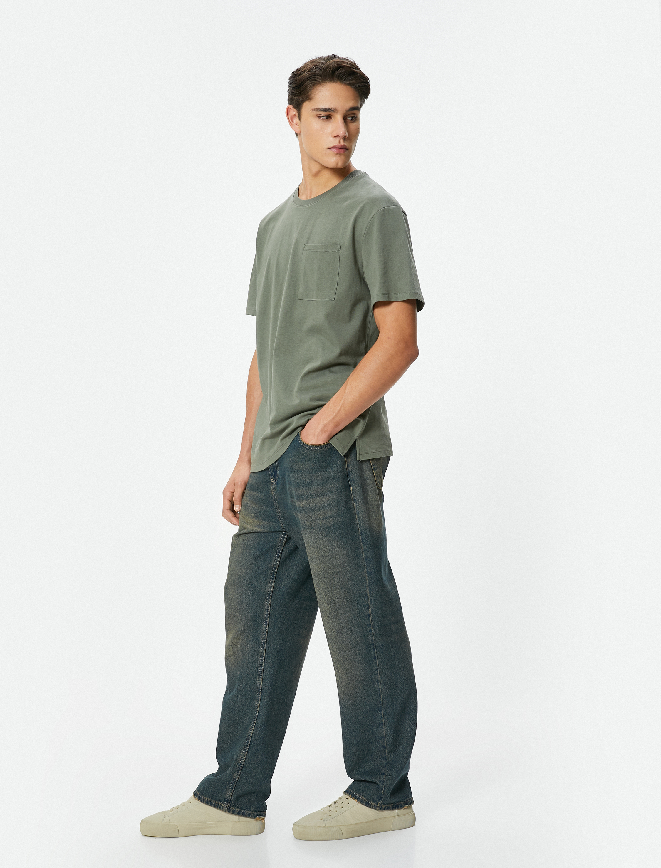   Oversize Tişört Cep Detaylı Bisiklet Yaka Kısa Kollu Pamuklu