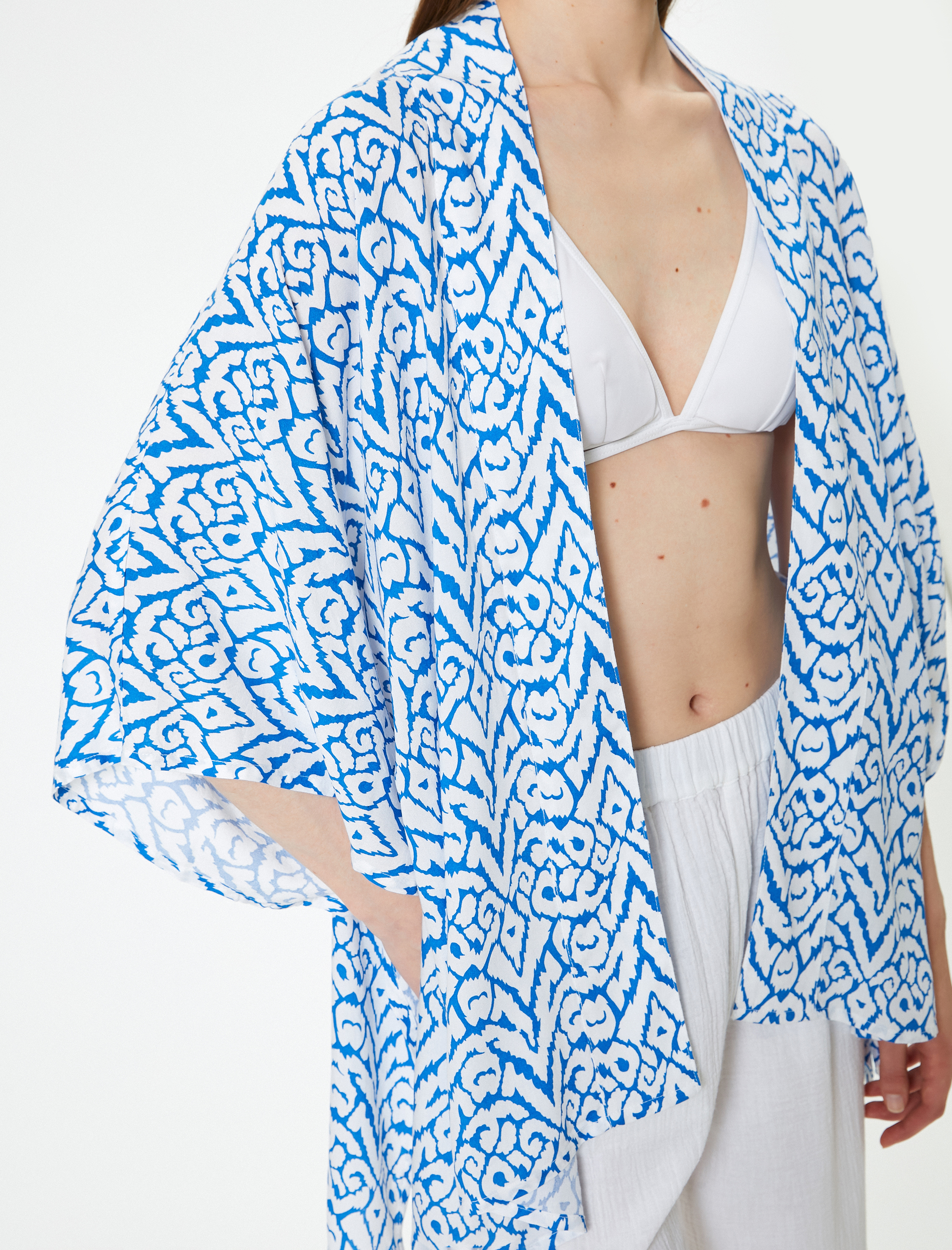 Oversize Kimono Kısa Geniş Kollu Viskoz Kumaş Etnik Desenli