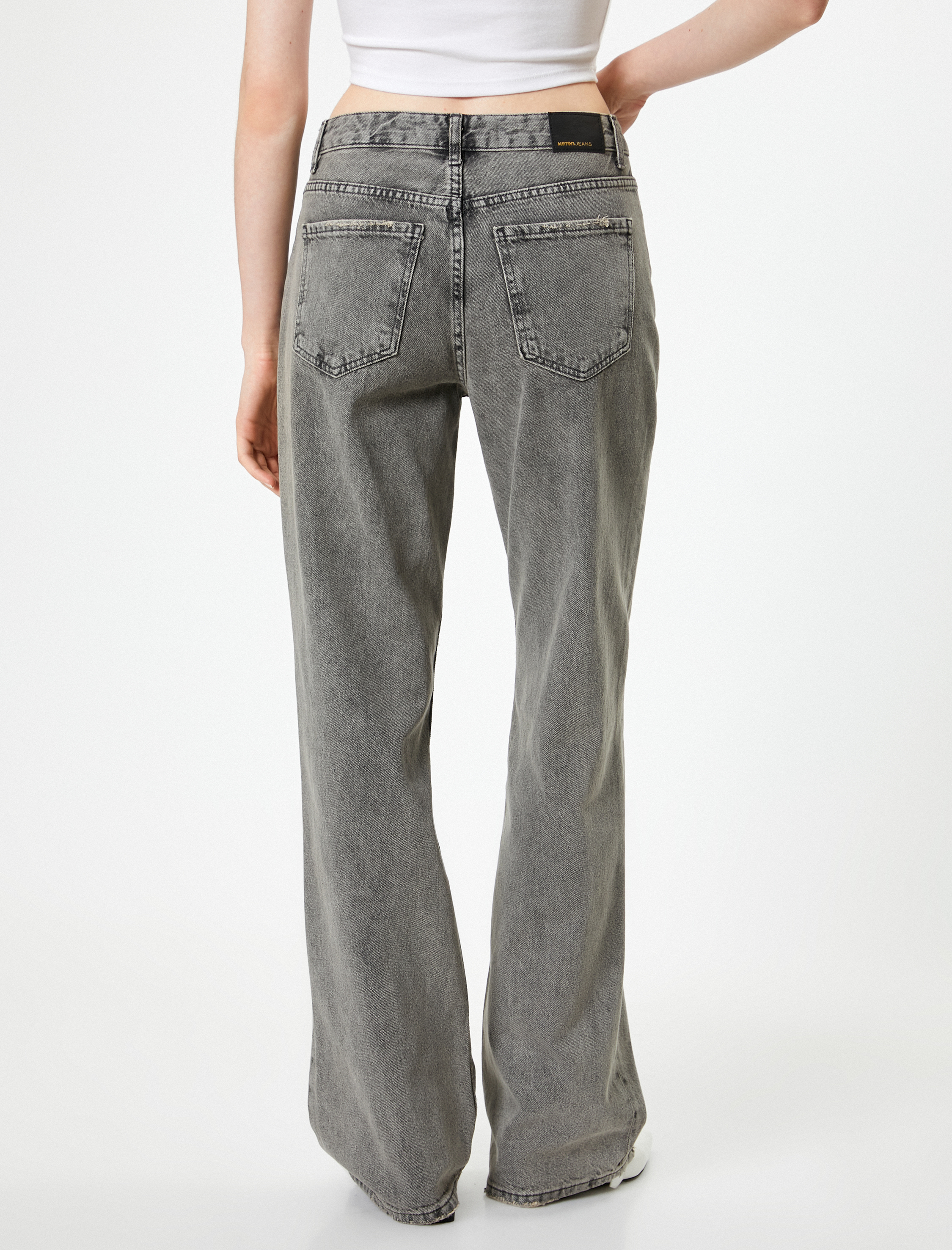   Düz Bol Paça Standart Bel Straight Fit Yıkamalı Kot Pantolon - Nora Jean