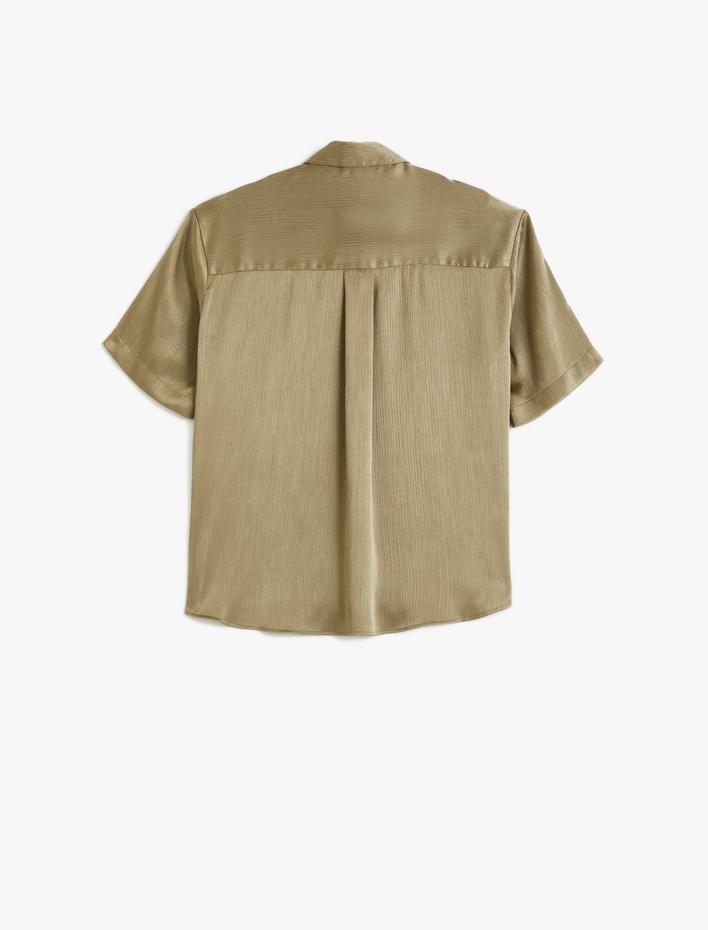  Saten Gömlek Kısa Kollu Rahat Kalıp Klasik Yaka