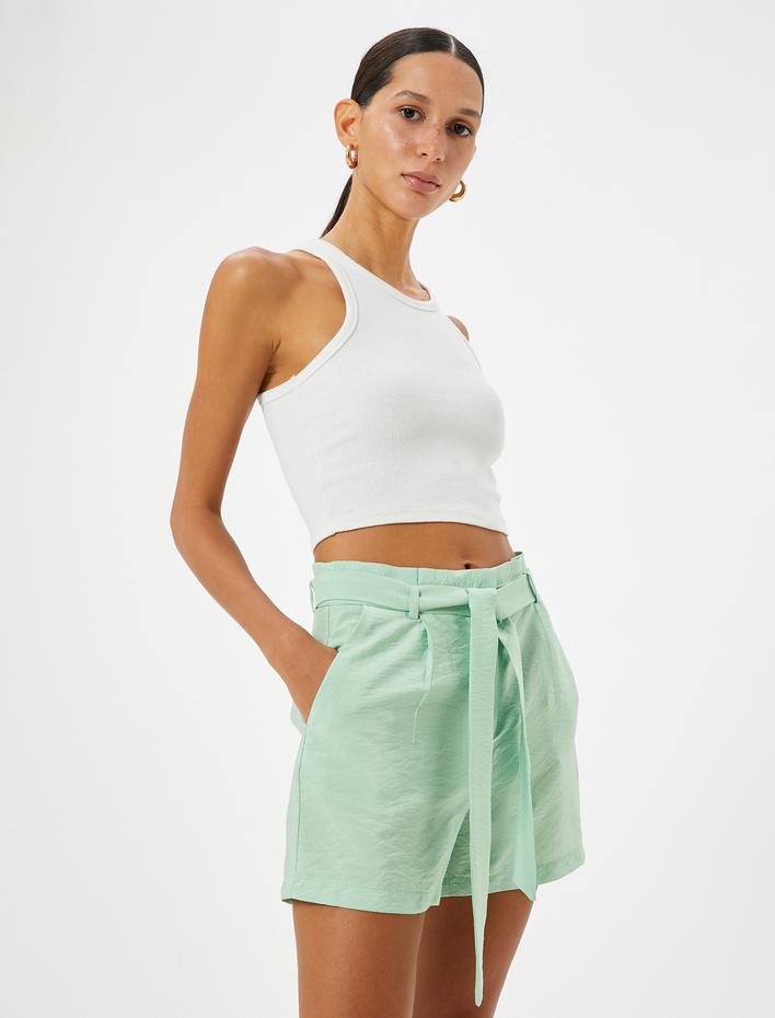  Mini Şort Kemer Detaylı Cepli Viskon Kumaş