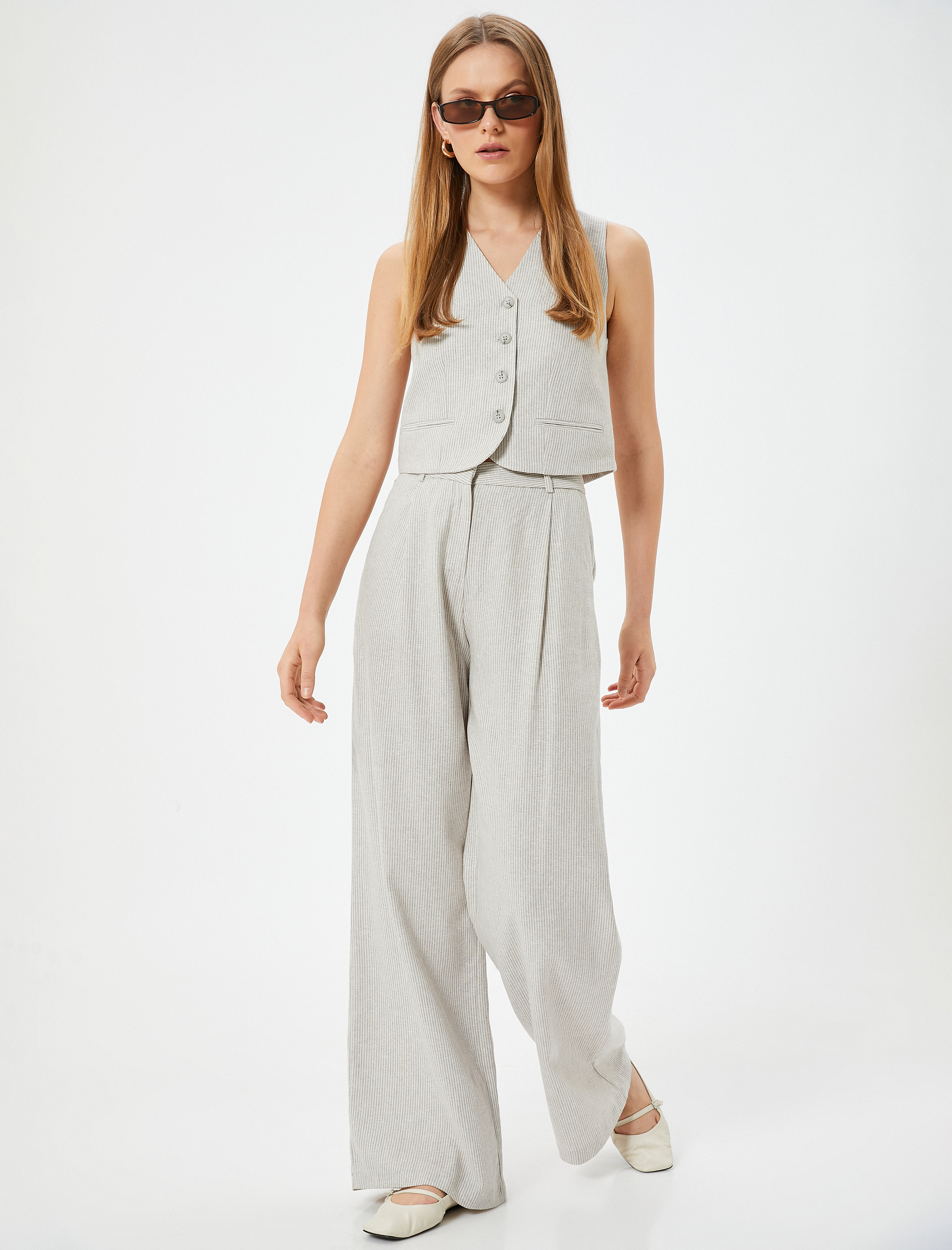   Çizgili Keten Yelek Fleto Cep Detaylı  V Yaka Slim Fit