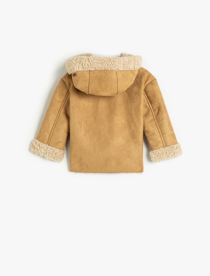 Kız Bebek Kapşonlu Süet Görünümlü Mont Peluş Astarlı Cep Detaylı