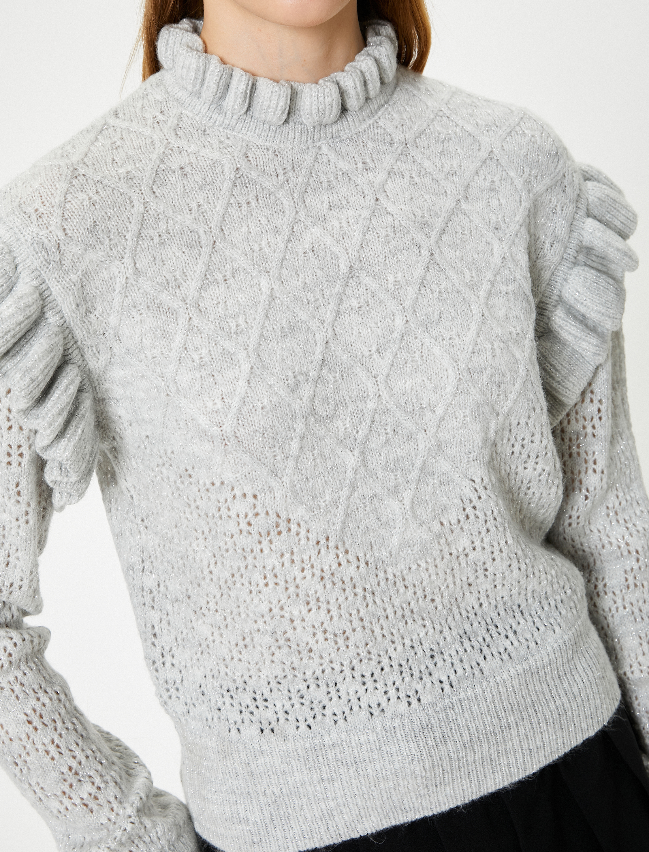   Triko Kazak Dokulu Fırfır Detaylı Dik Yaka