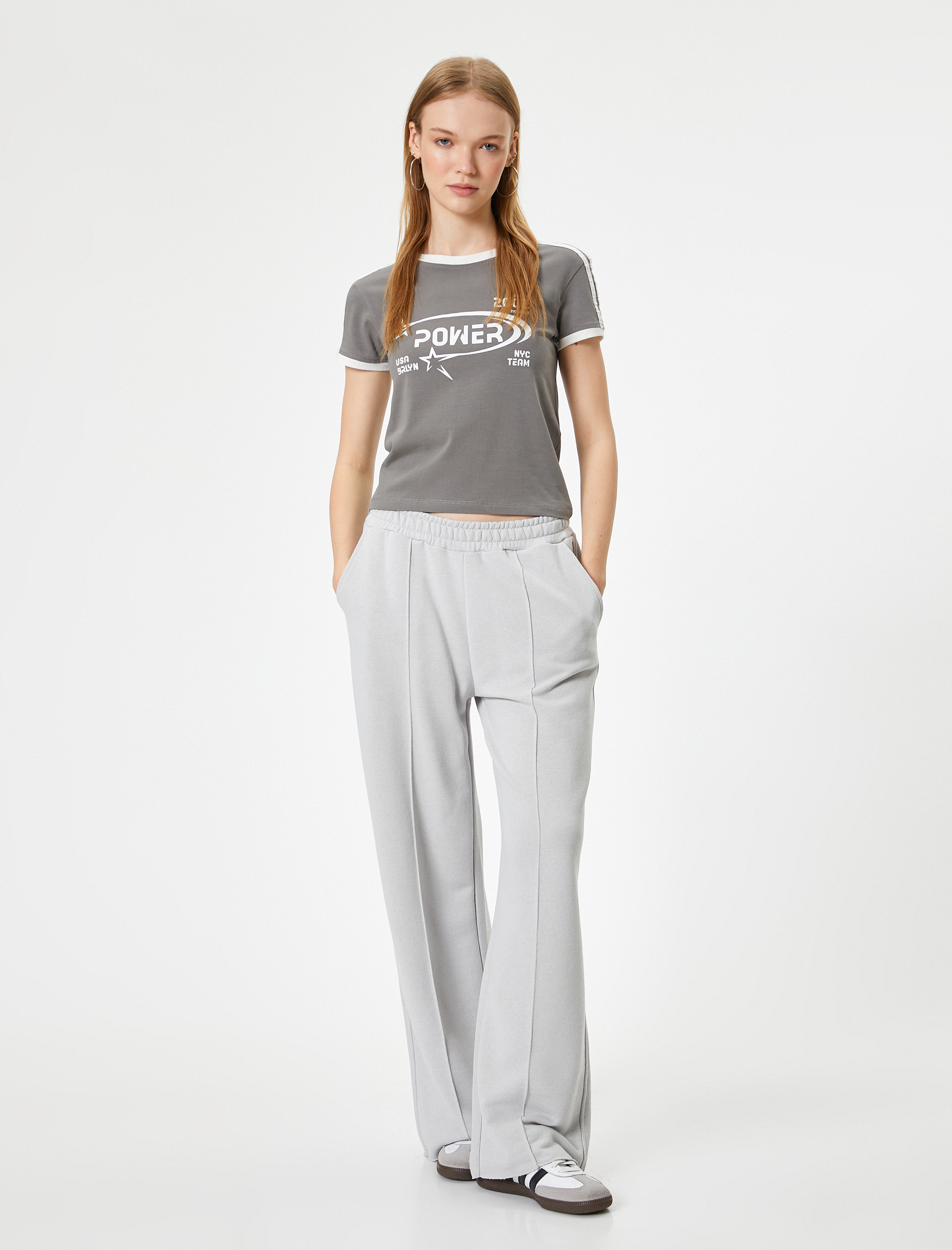 Kolej Tişört Baskılı Slim Fit Bisiklet Yaka Şerit Detaylı