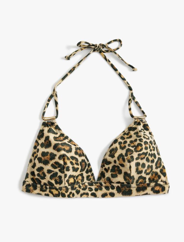 Leopar Desenli Bikini Üstü Üçgen Metal Aksesuar Detaylı_0