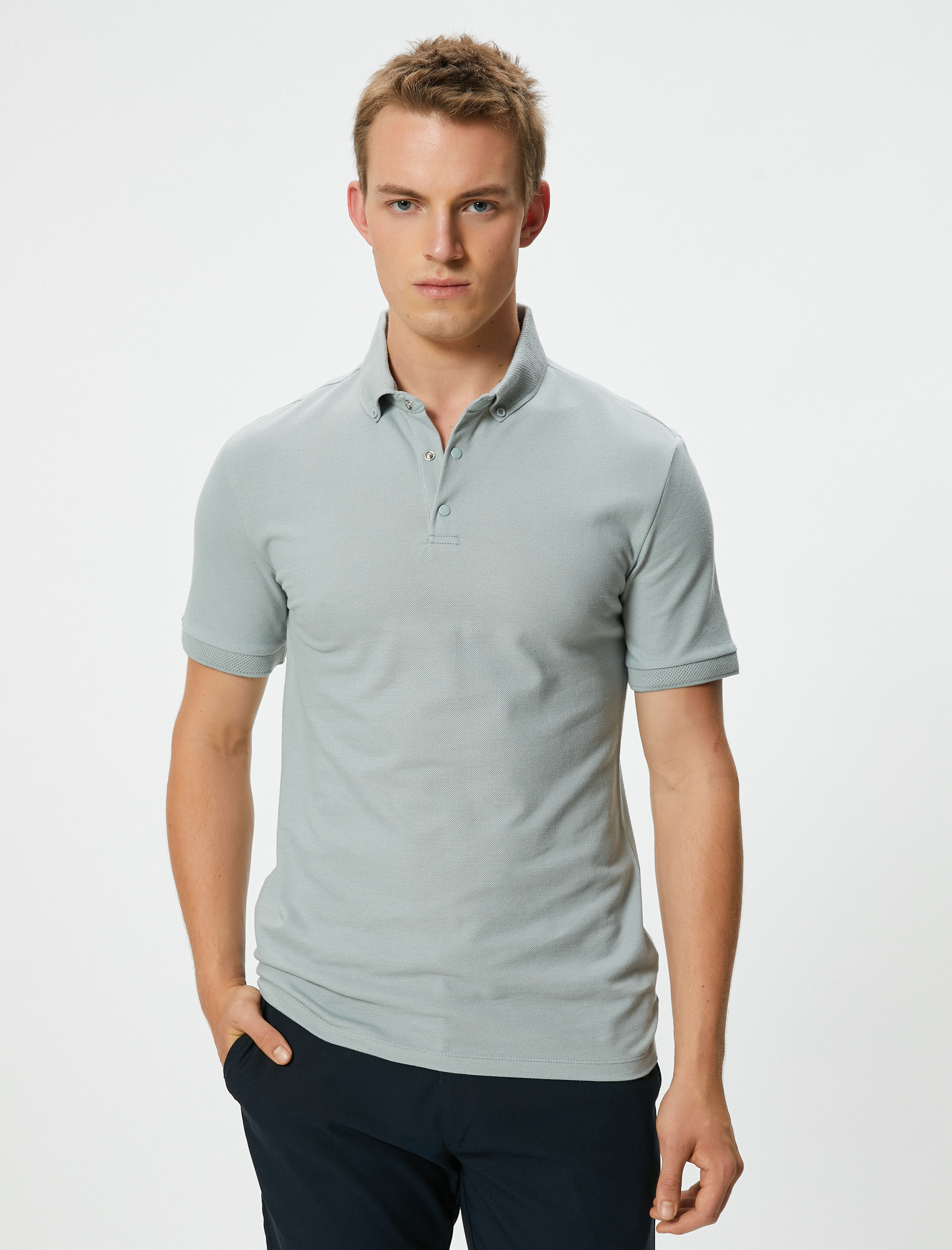   Polo Yaka Tişört Slim Fit Çıt Çıt Düğme Detaylı Kısa Kollu Pamuklu