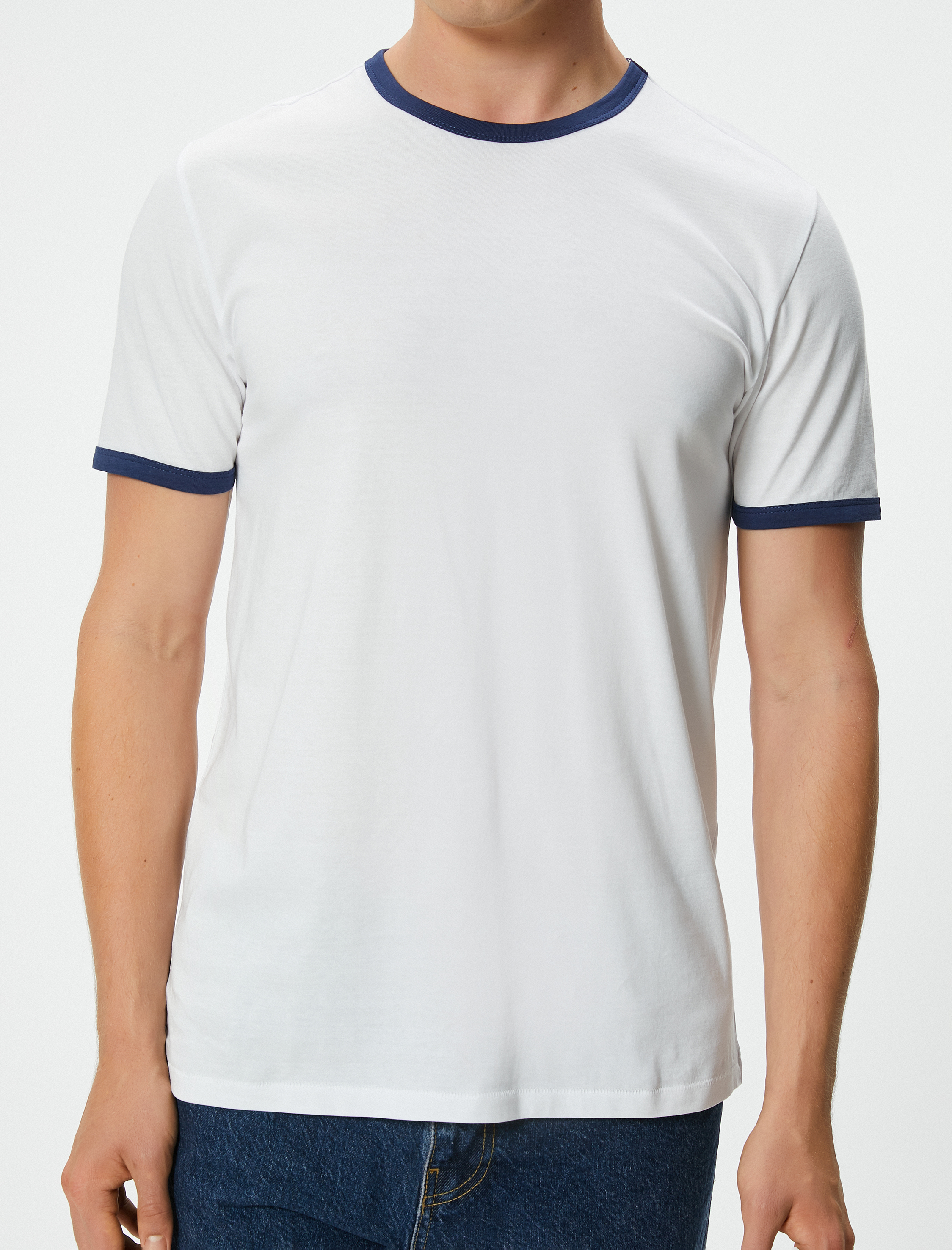   Slim Fit Tişört Biyeli Kısa Kollu Bisiklet Yaka Pamuklu