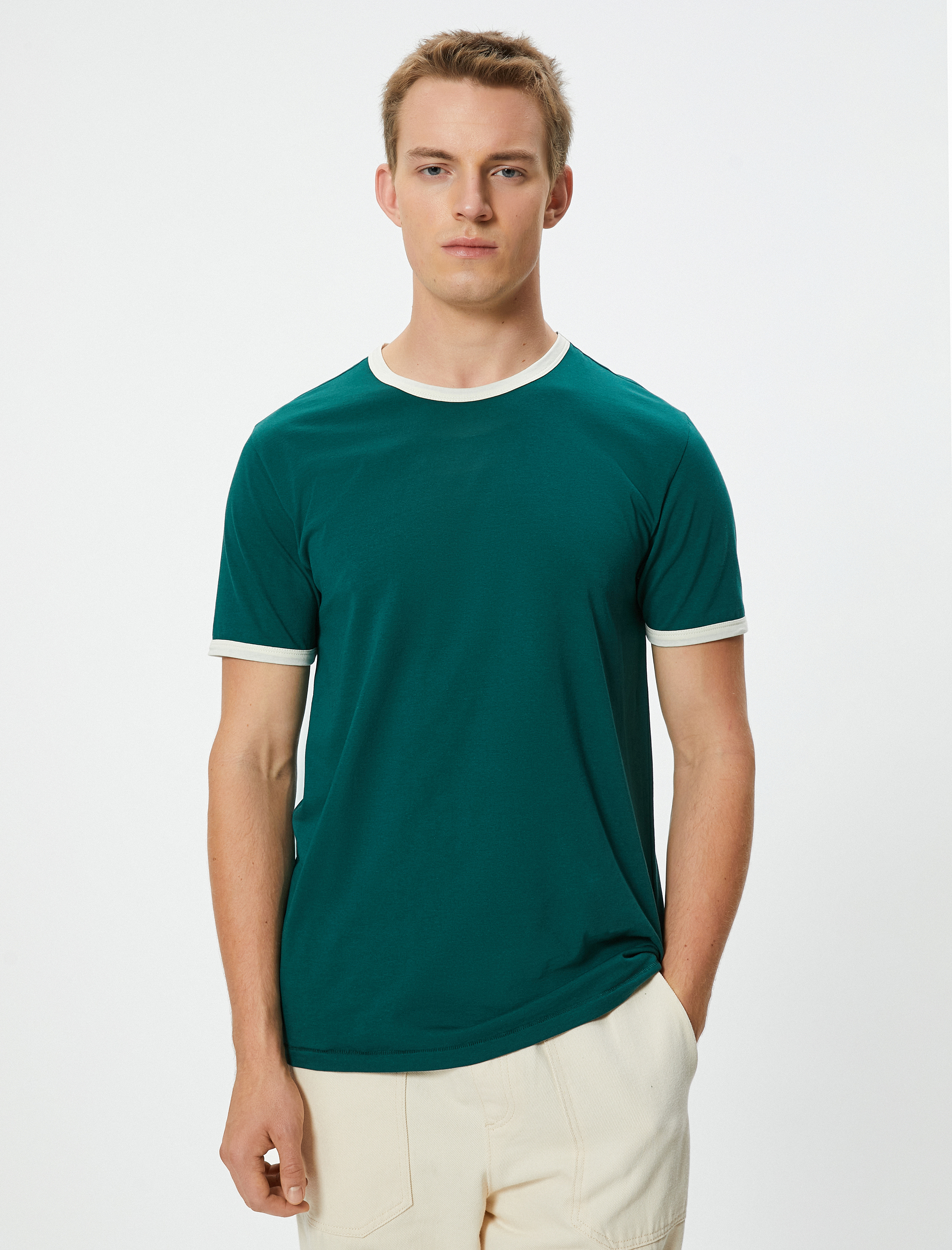 Slim Fit Tişört Biyeli Kısa Kollu Bisiklet Yaka Pamuklu