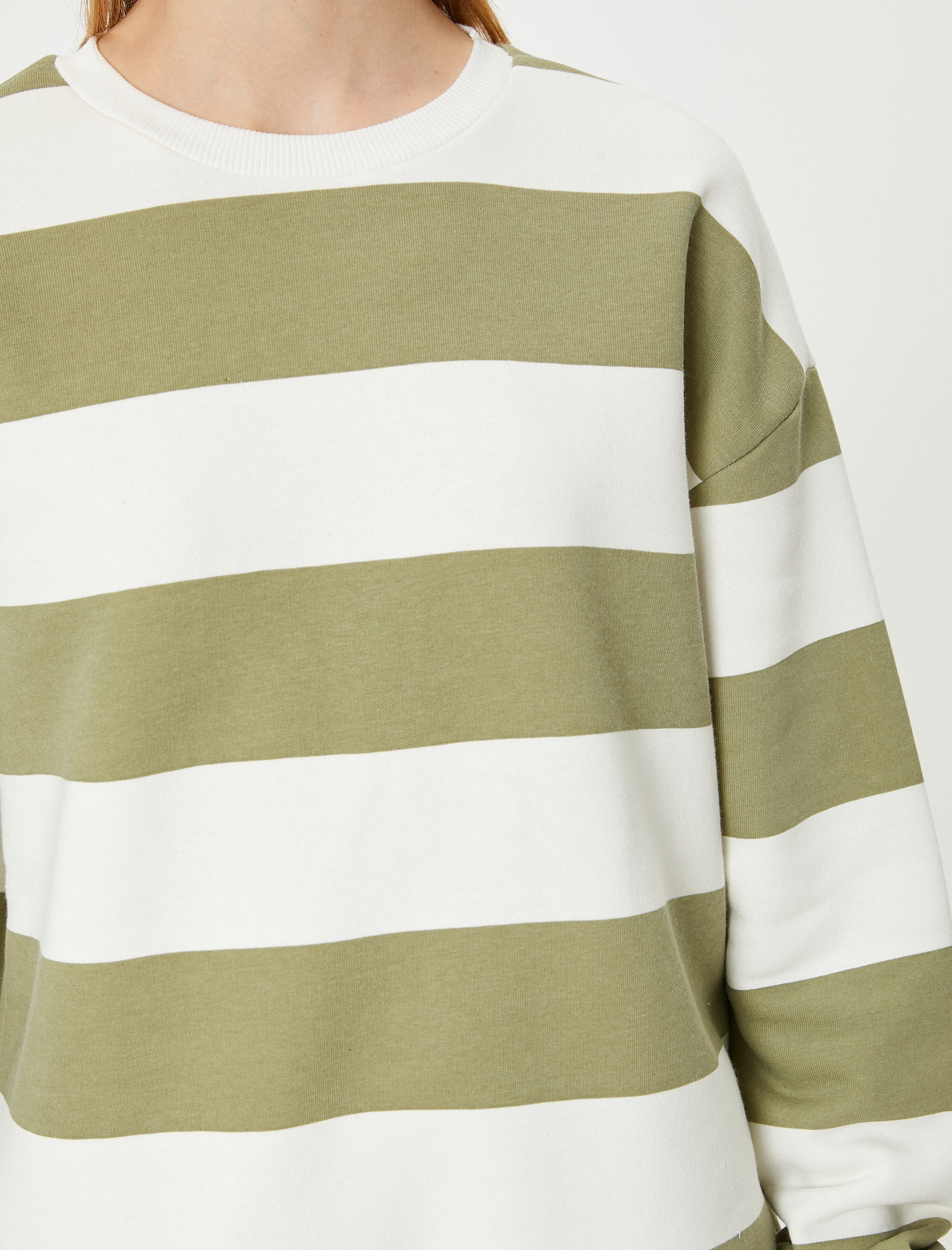   Şardonlu Bisiklet Yaka Sweatshirt Relax Fit Ribanalı Uzun Kollu