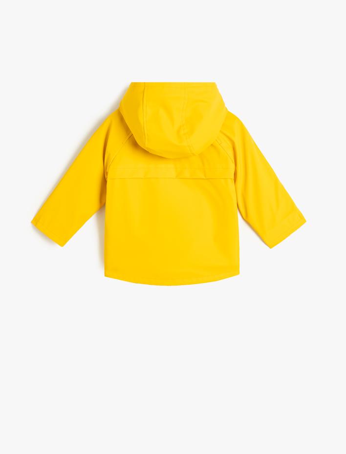Erkek Bebek Kapşonlu Yağmurluk Peluş Astarlı Su Geçirmez Kapaklı Cepli