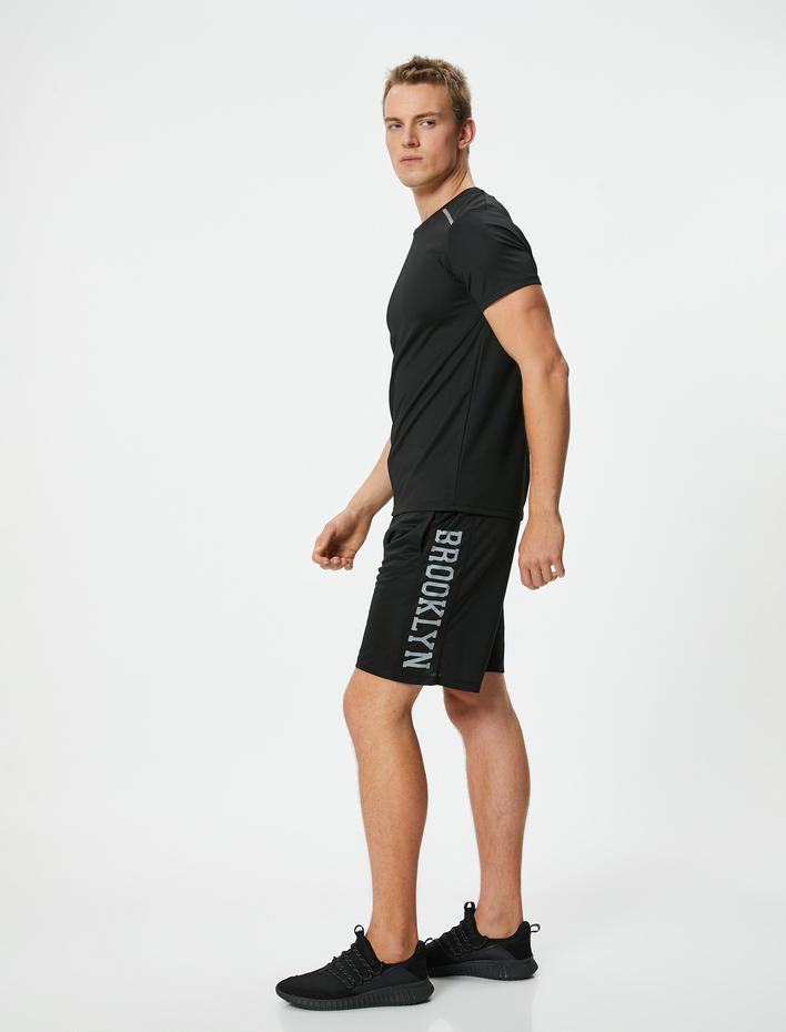  Spor Şort Slogan Baskılı Cep Detaylı