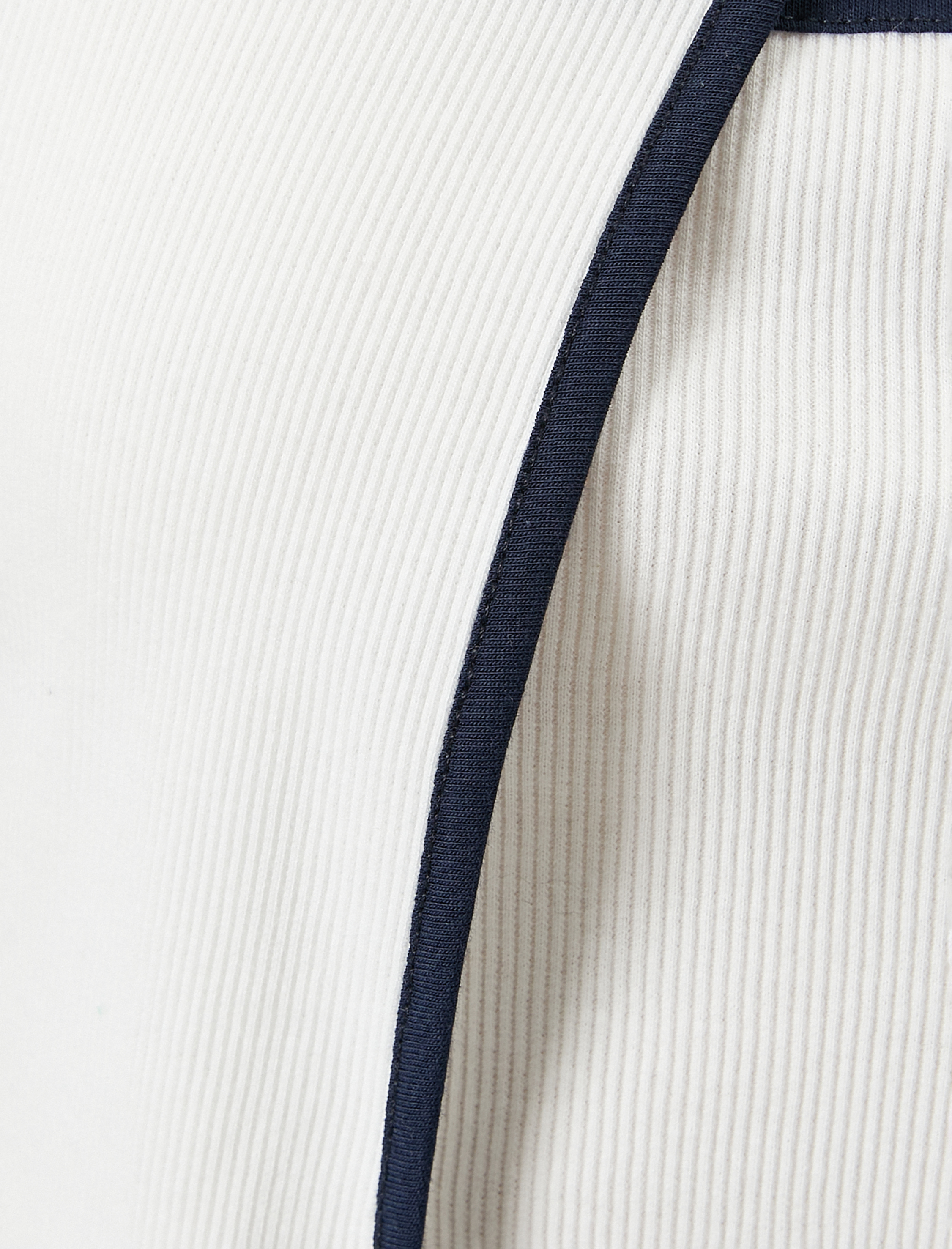   Biyeli Tişört Bisiklet Yaka Kısa Kollu