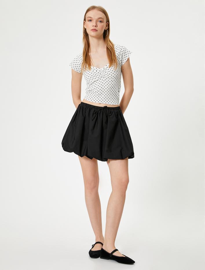  V Yaka Tişört Puantiyeli Büzgülü Kısa Kollu Bürümcük