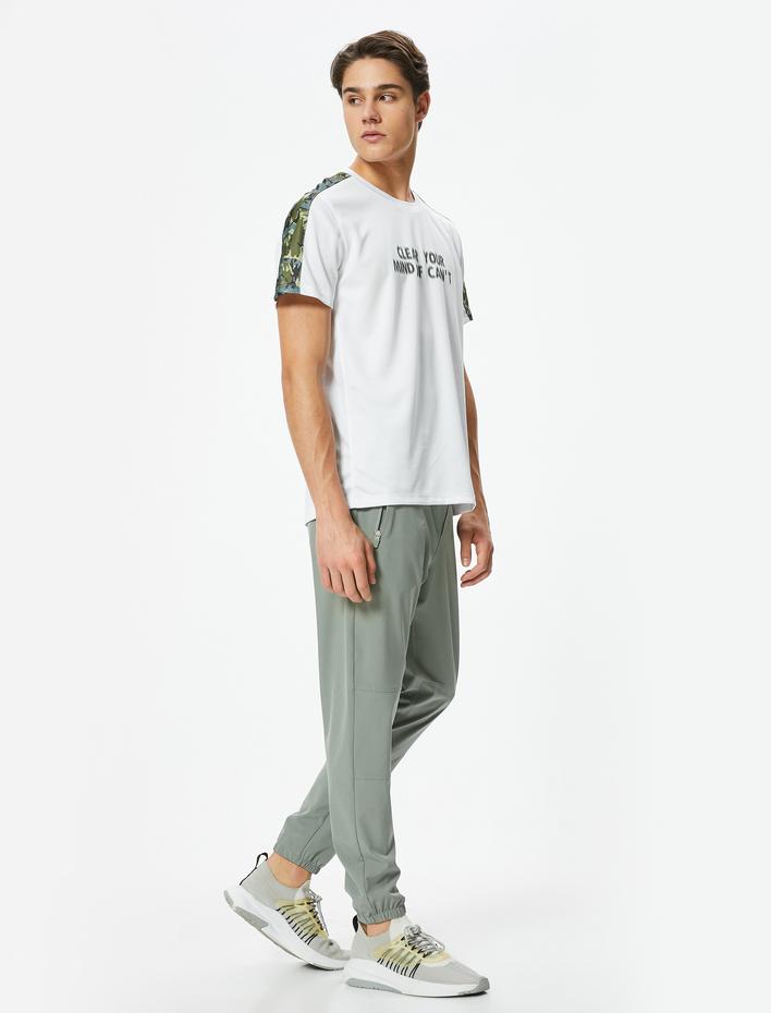  Spor Tişört Slogan Baskılı Bisiklet Yaka Kamuflaj Detaylı