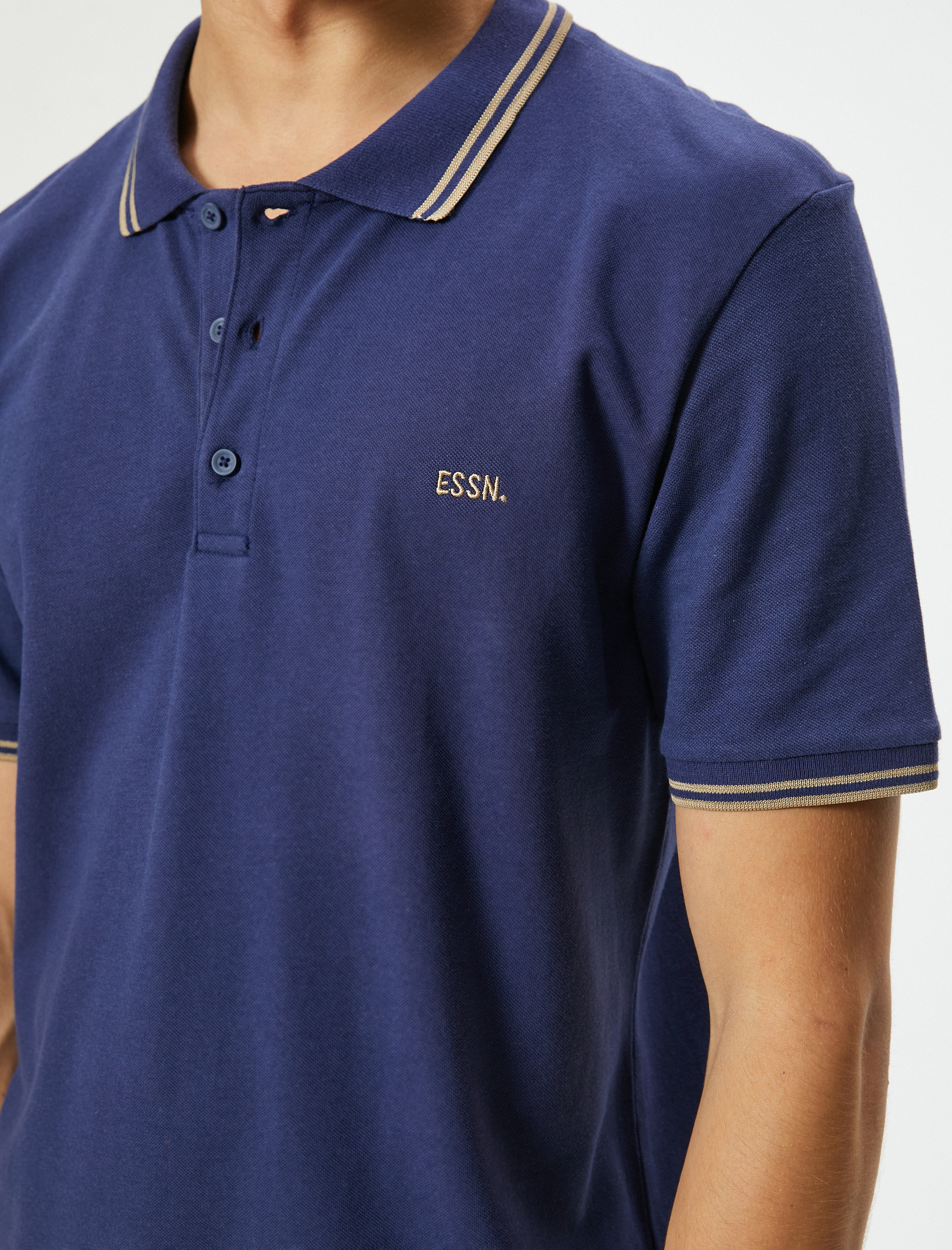   Polo Yaka Tişört Düğmeli Kısa Kollu Sloganlı Biyeli