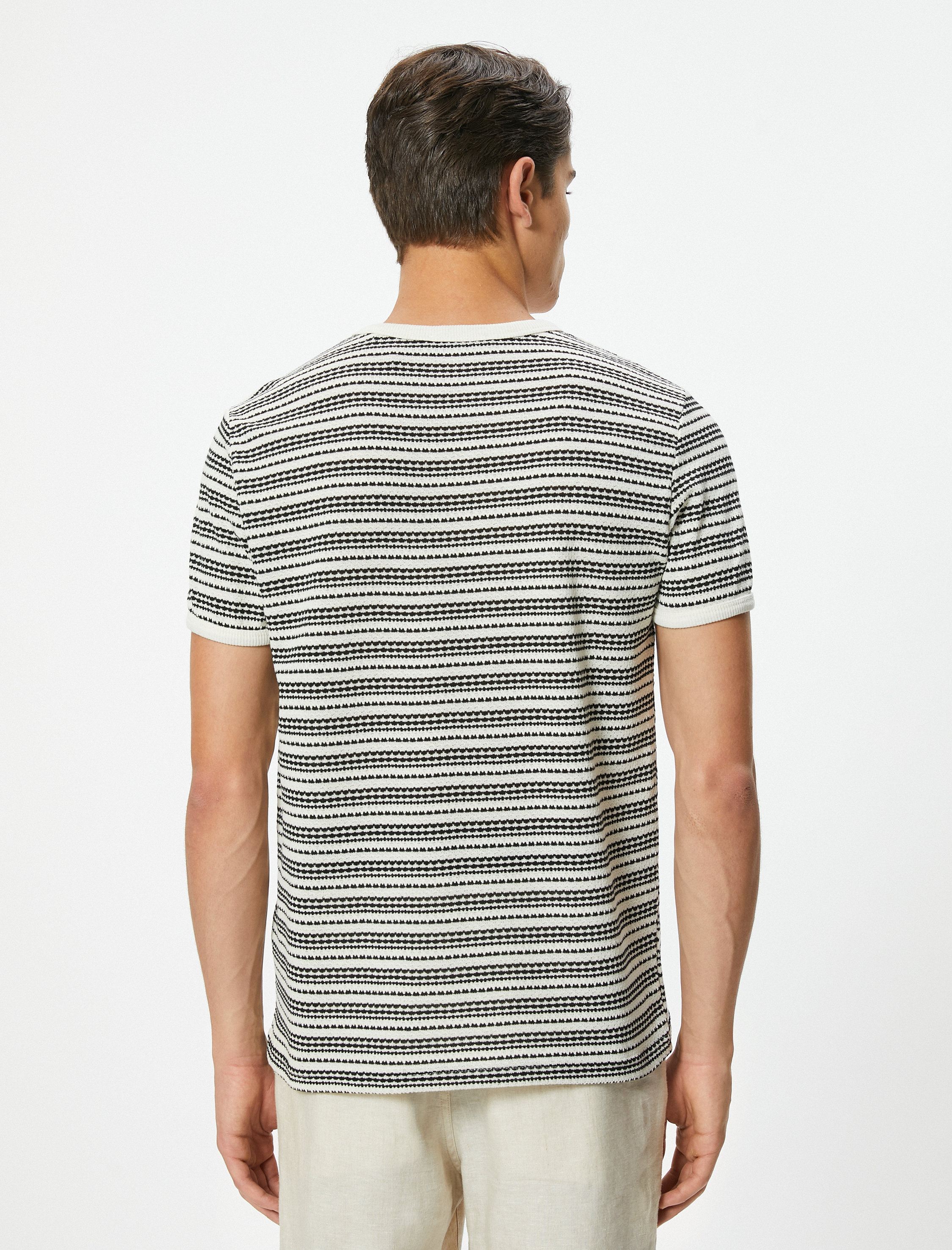   Dokulu Tişört Kısa Kollu Bisiklet Yaka