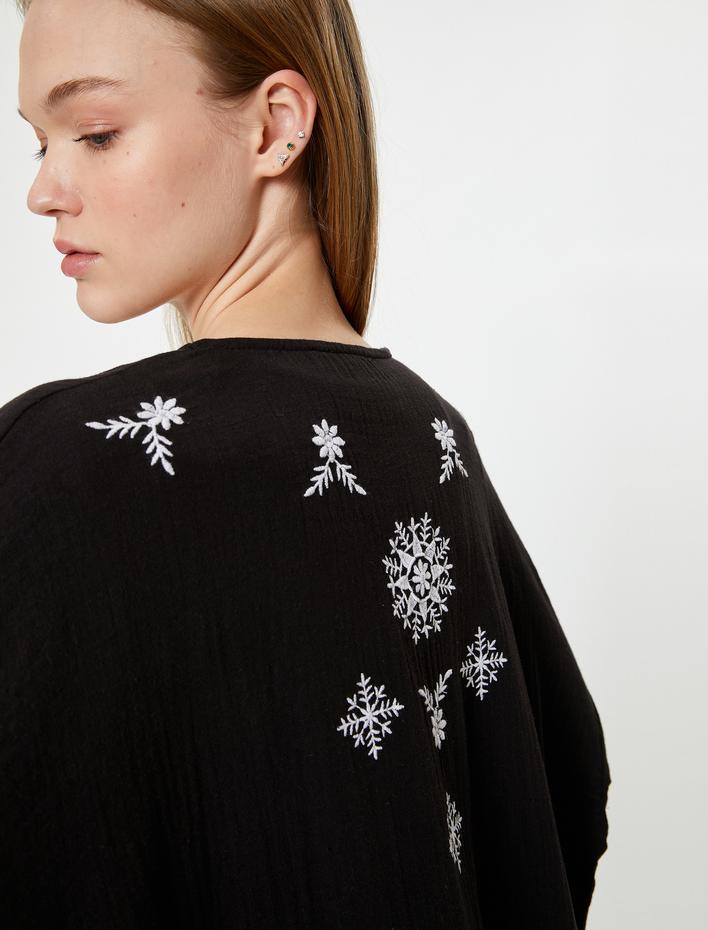  Midi Kimono Nakışlı Oversize Asimetrik Kesim